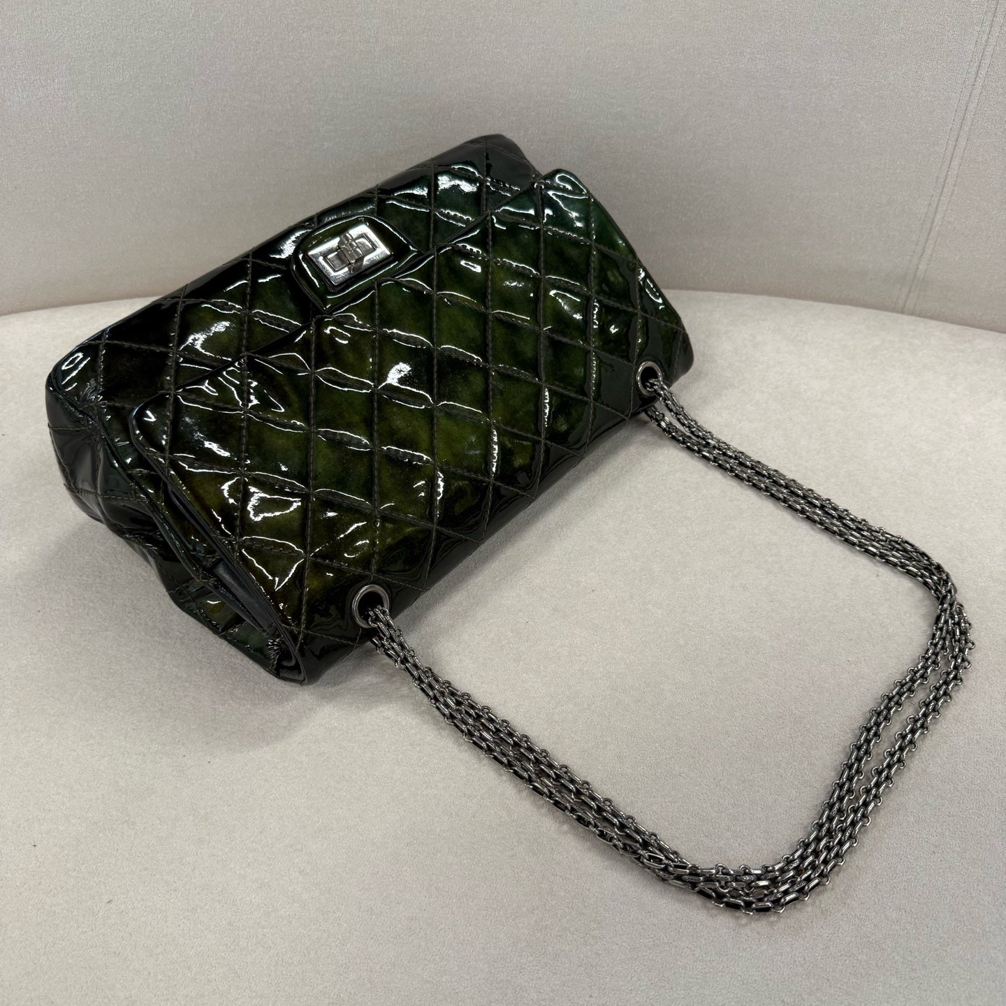 Chanel - Other - Patent leather - Green - (medium)