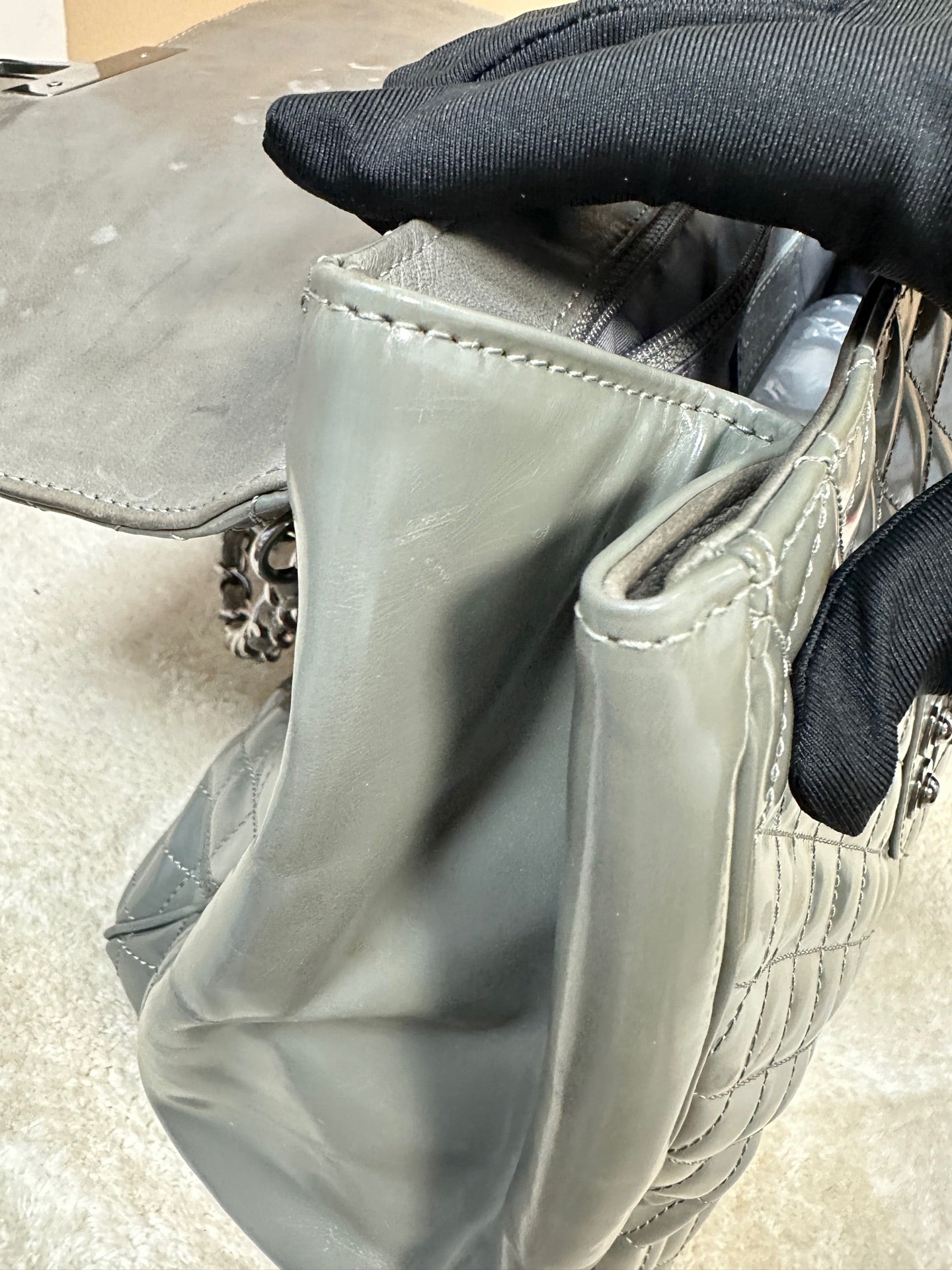Chanel - Other - Patent leather - Grey - (medium)