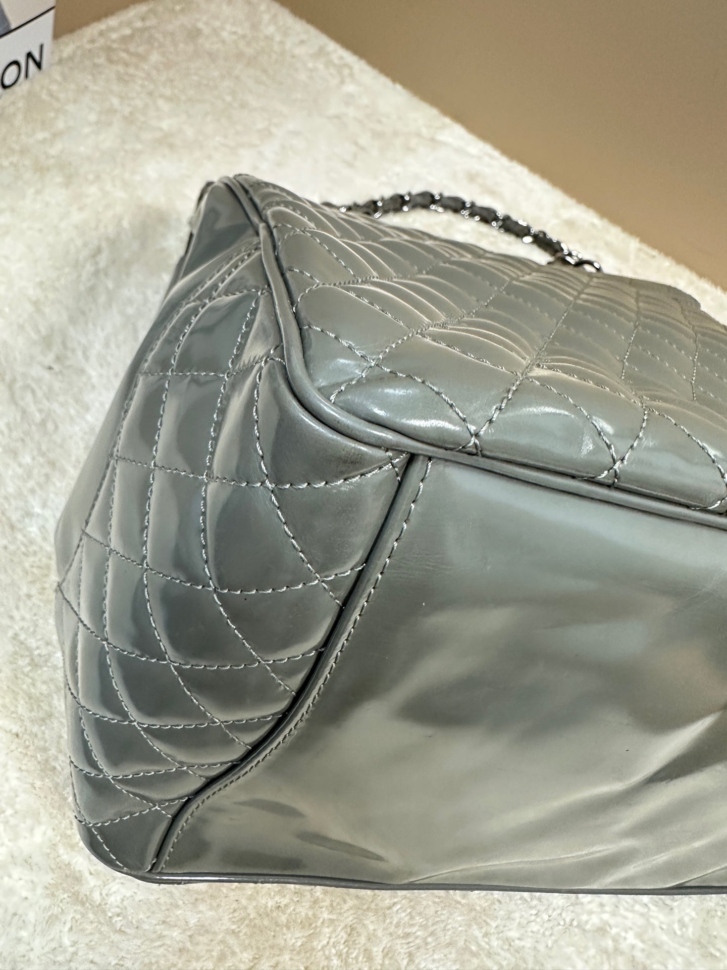 Chanel - Other - Patent leather - Grey - (medium)