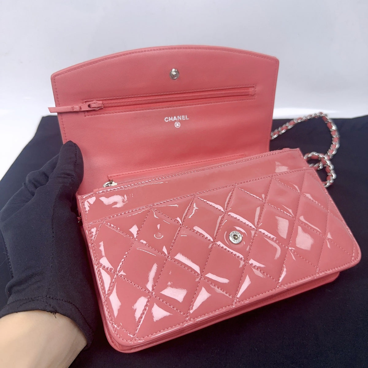 Chanel - Other - Patent leather - Pink - (small)