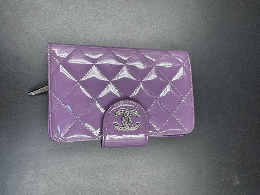 Chanel - Other - Patent leather - Purple - (Other)