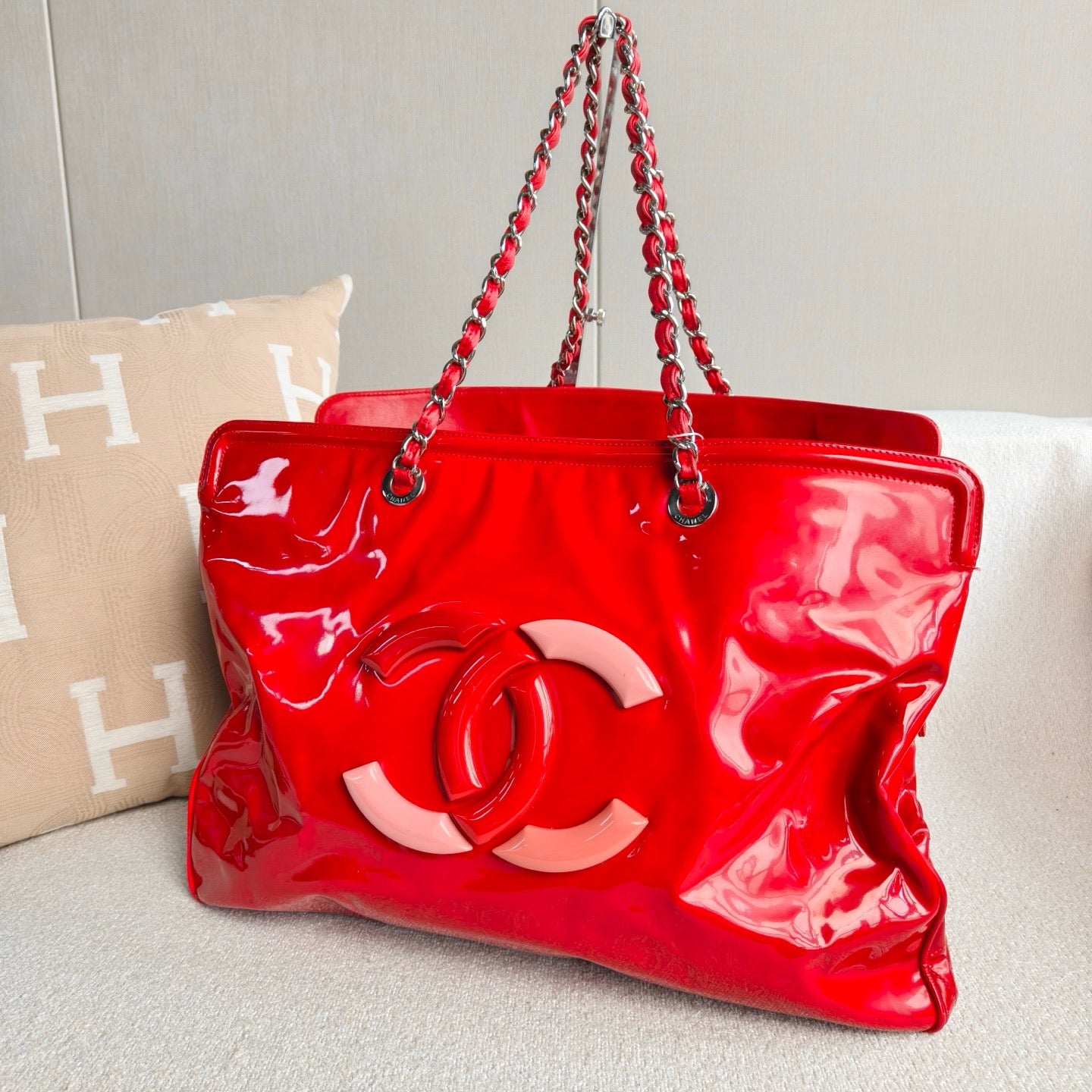 Chanel - Other - Patent leather - Red with pink accents - (Large)
