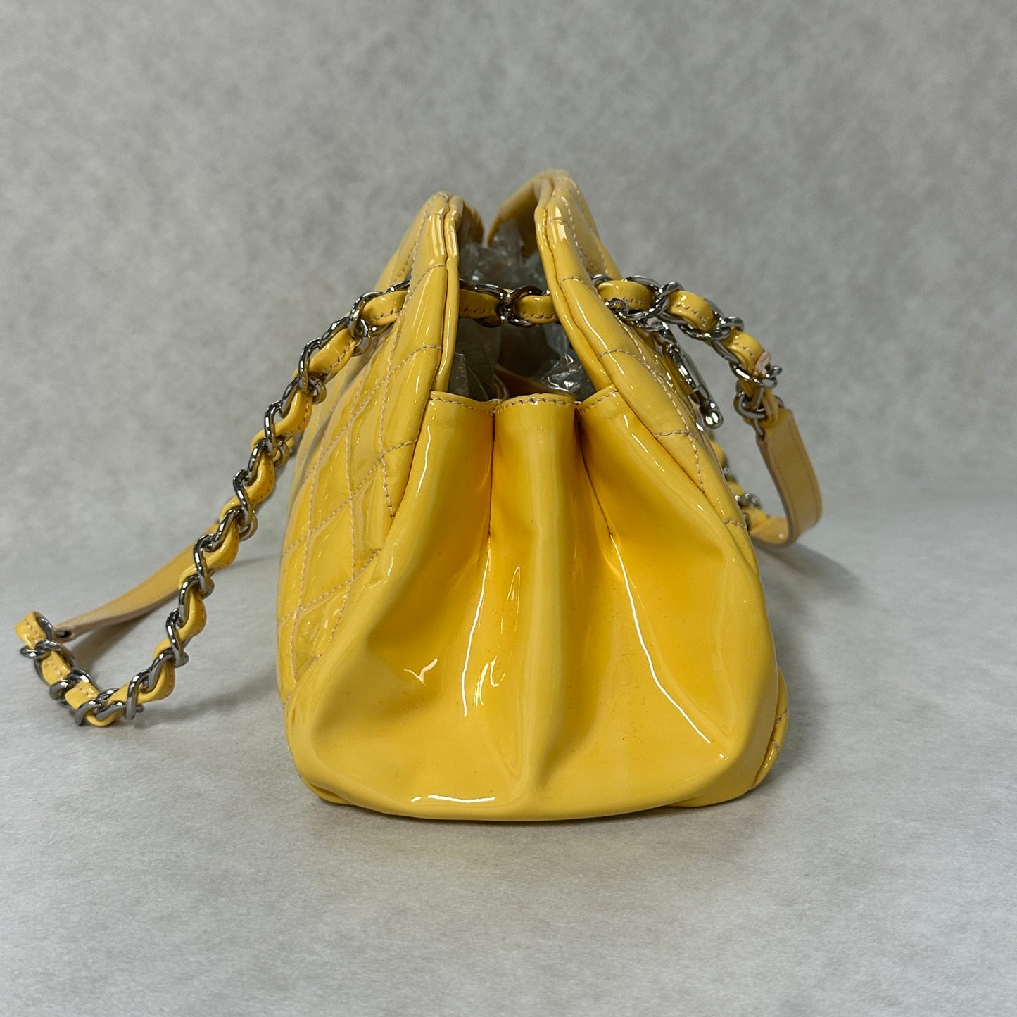 Chanel - Other - Patent leather - Yellow - (medium)