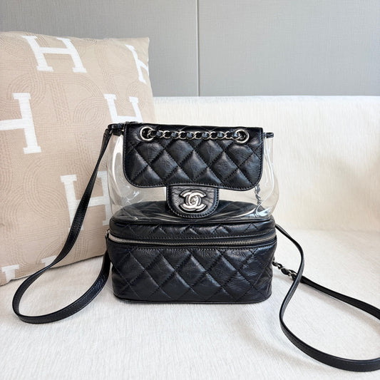 Chanel - Other - Plastic - Black - (mini)