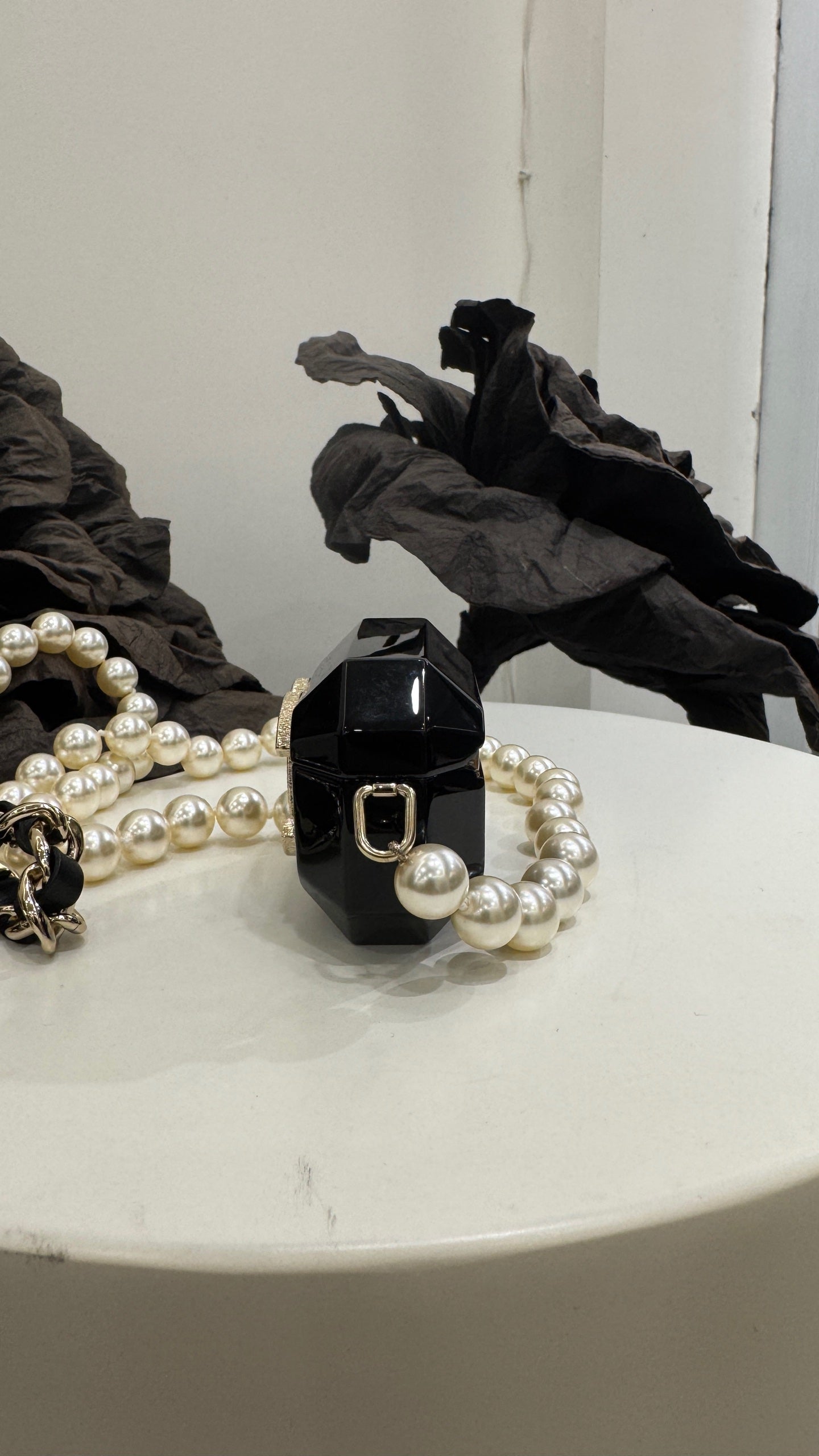 Chanel - Other - Plastic - Black - (mini)