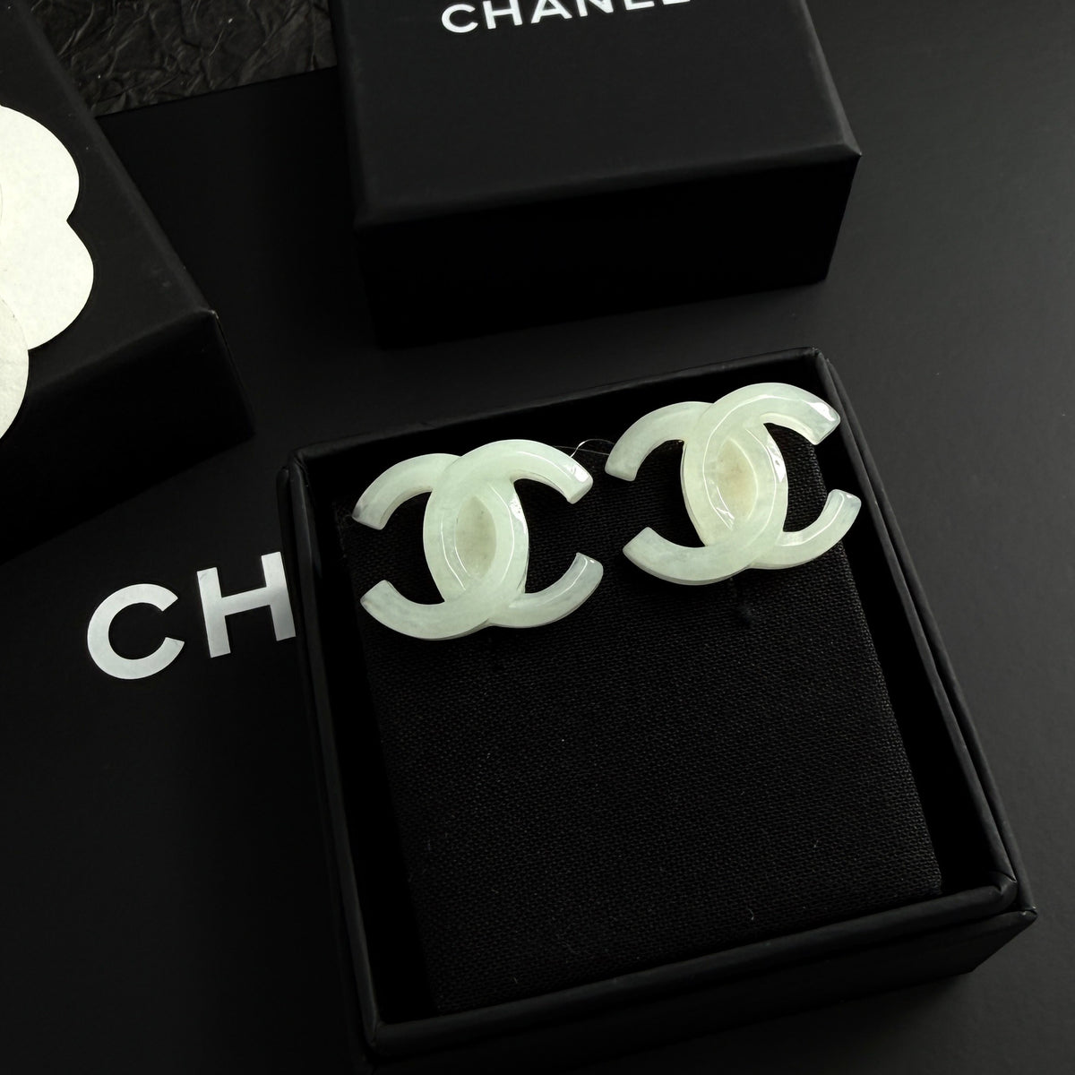 Chanel - Other - Plastic - Green