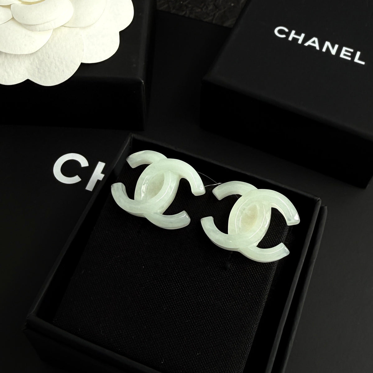 Chanel - Other - Plastic - Green