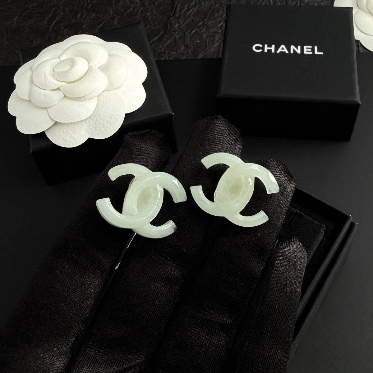 Chanel - Other - Plastic - Green