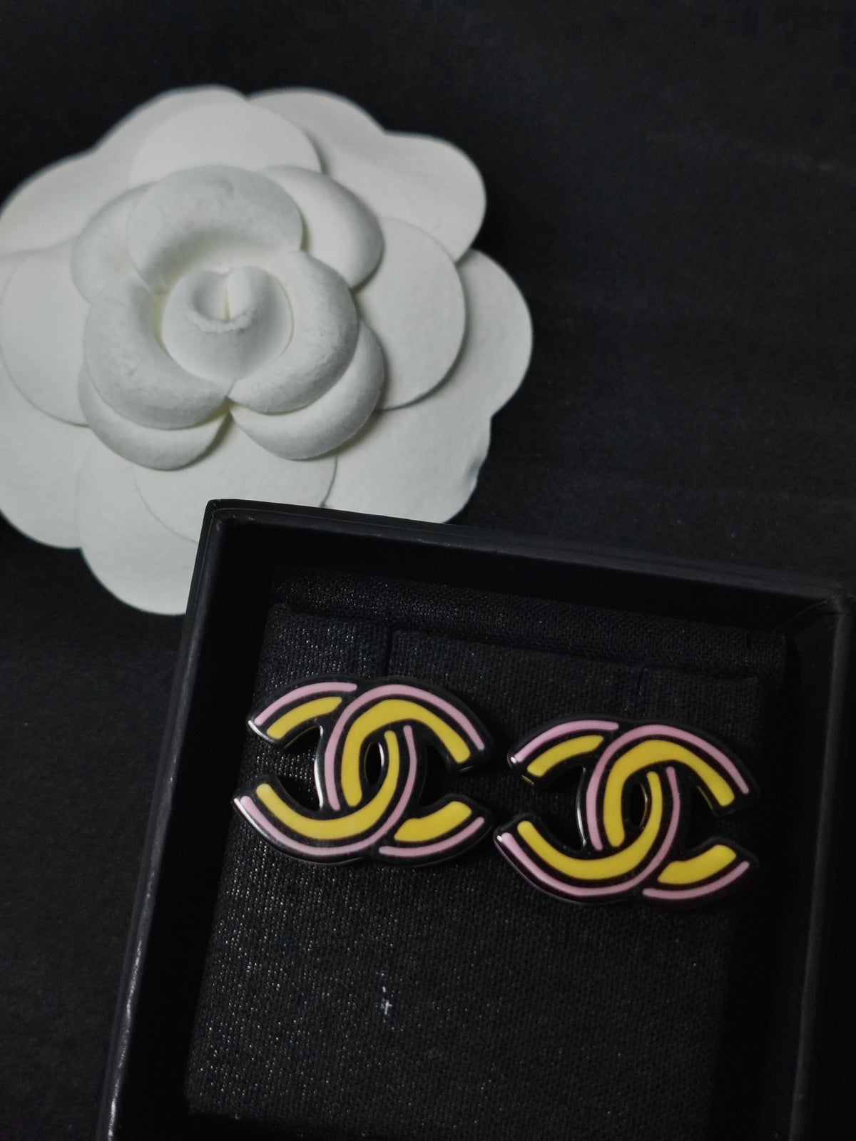 Chanel - Other - Plastic - Multicolour