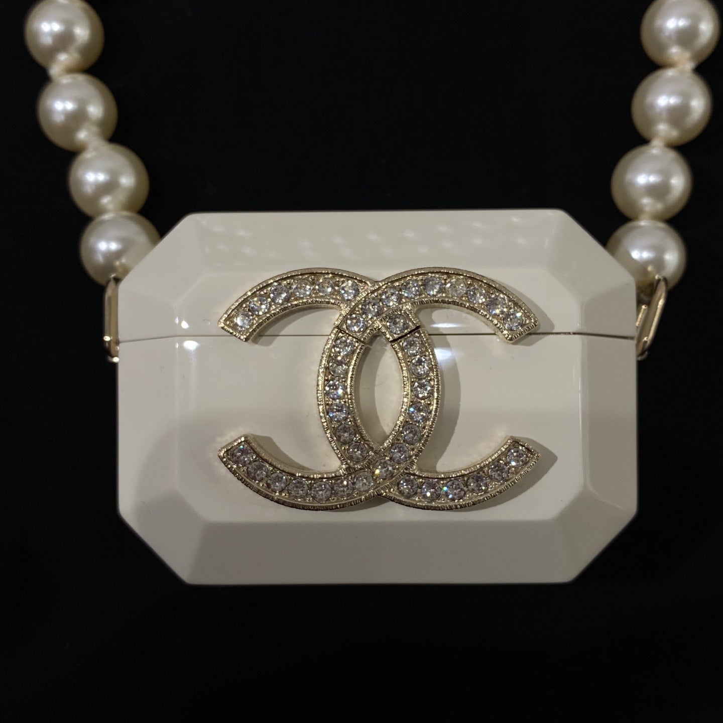 Chanel - Other - Plastic - White - (mini)