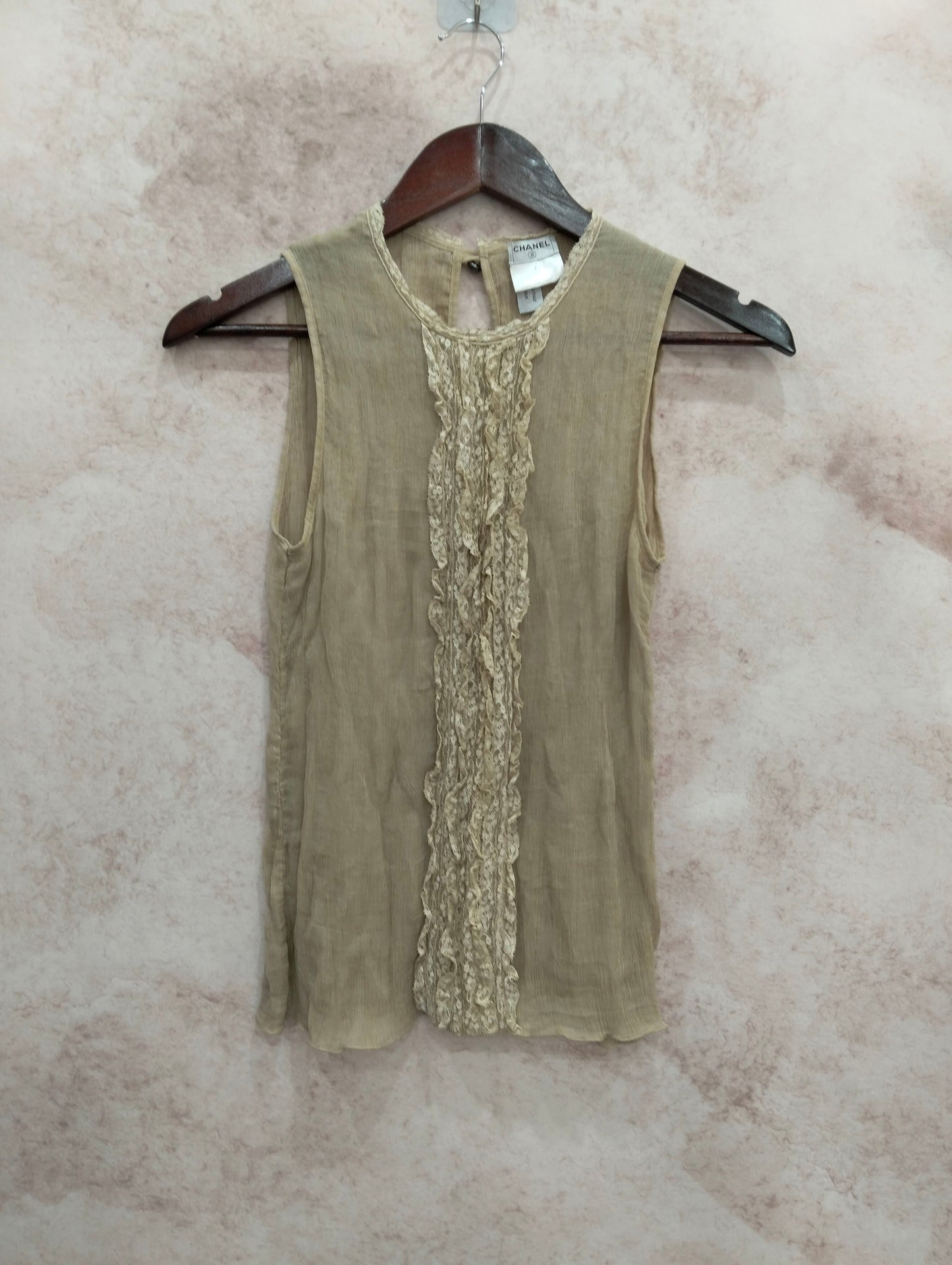 Chanel - Other - Silk - Beige - (36)