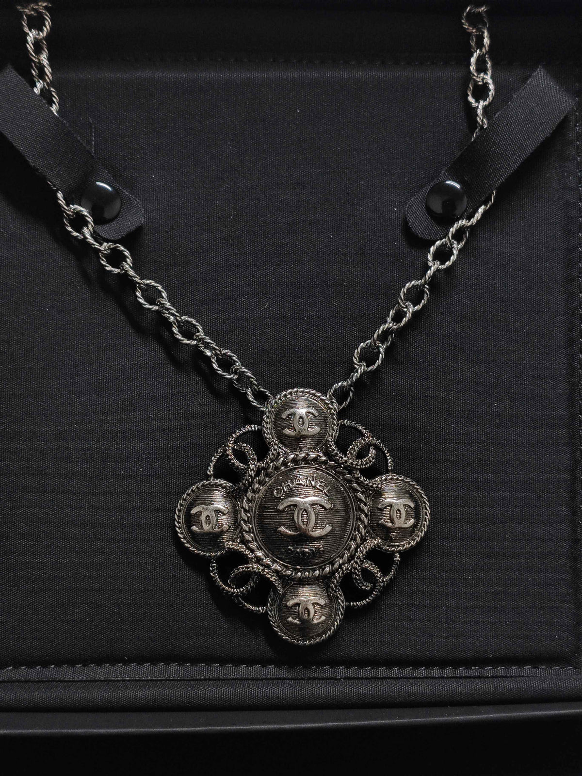 Chanel - Other - Silver Plated - Silver