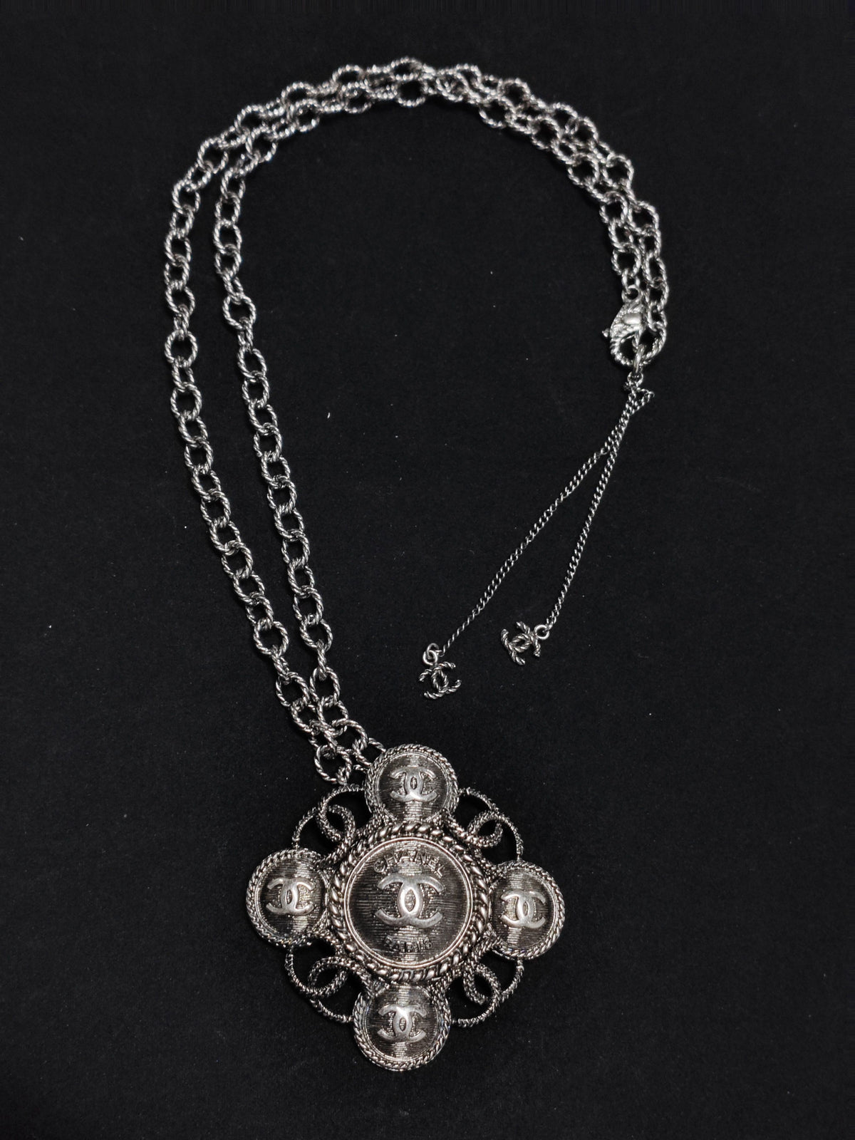 Chanel - Other - Silver Plated - Silver