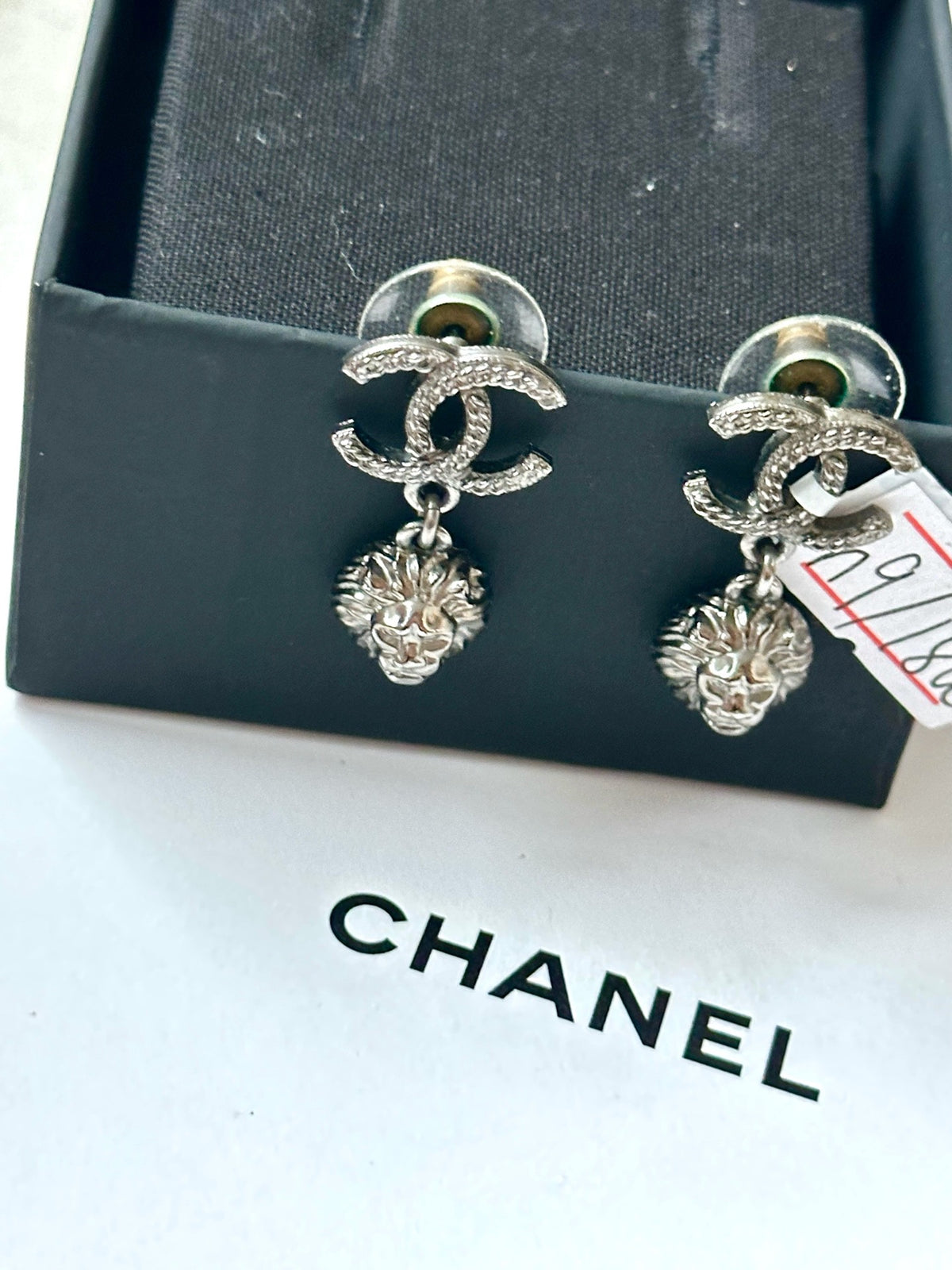 Chanel - Other - Silver-tone base metal alloy - Silver