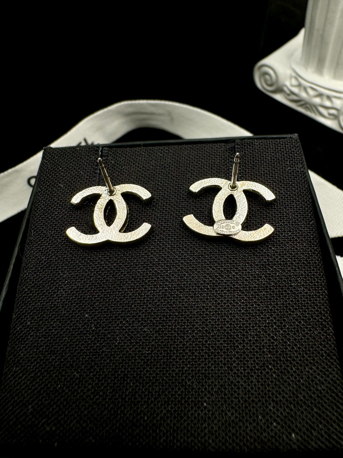 Chanel - Other - Silver-tone base metal with clear crystal embellishments - Silver