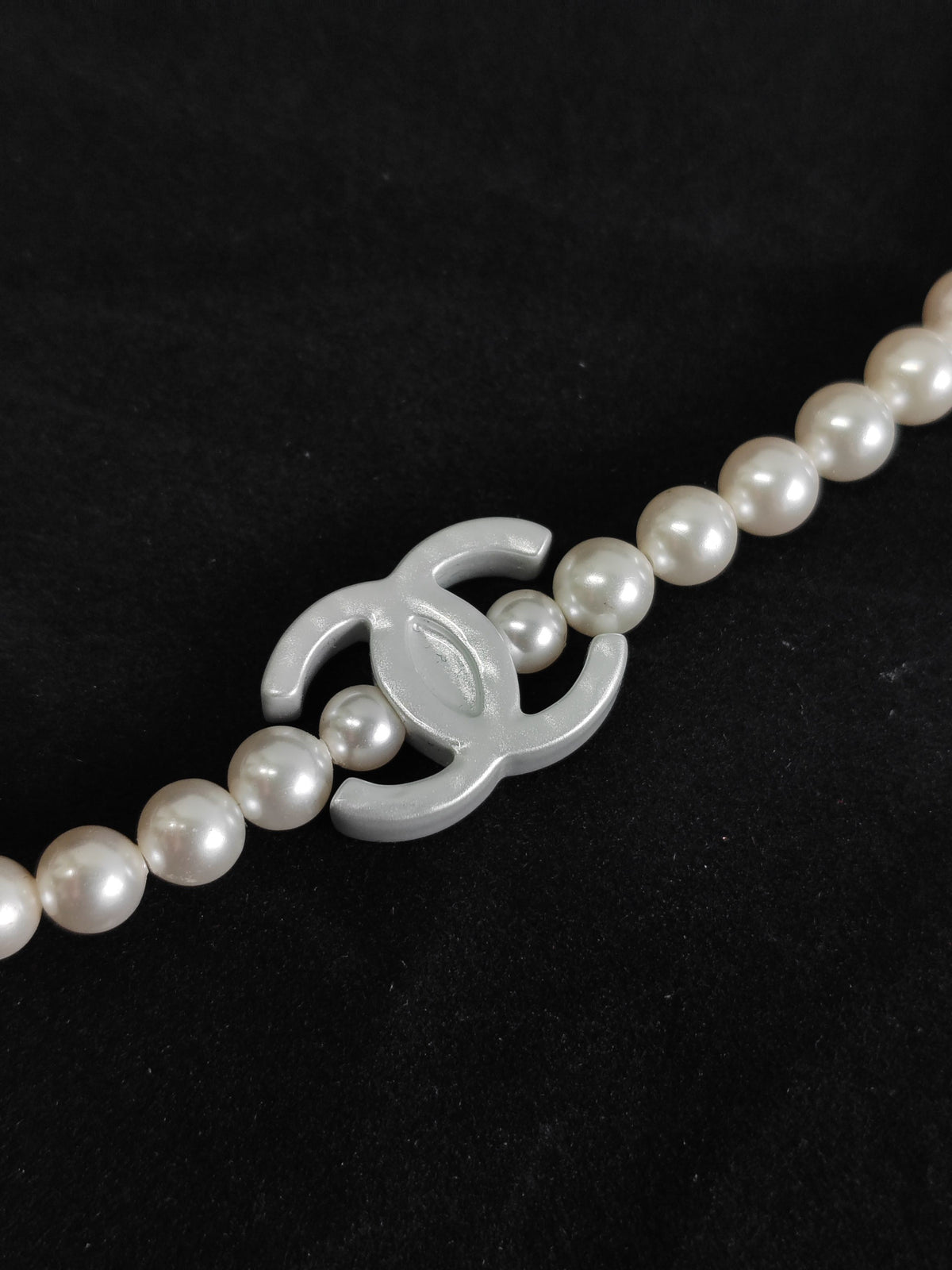 Chanel - Other - Silver-tone metal chain and hardware with white imitation pearl beads. - White