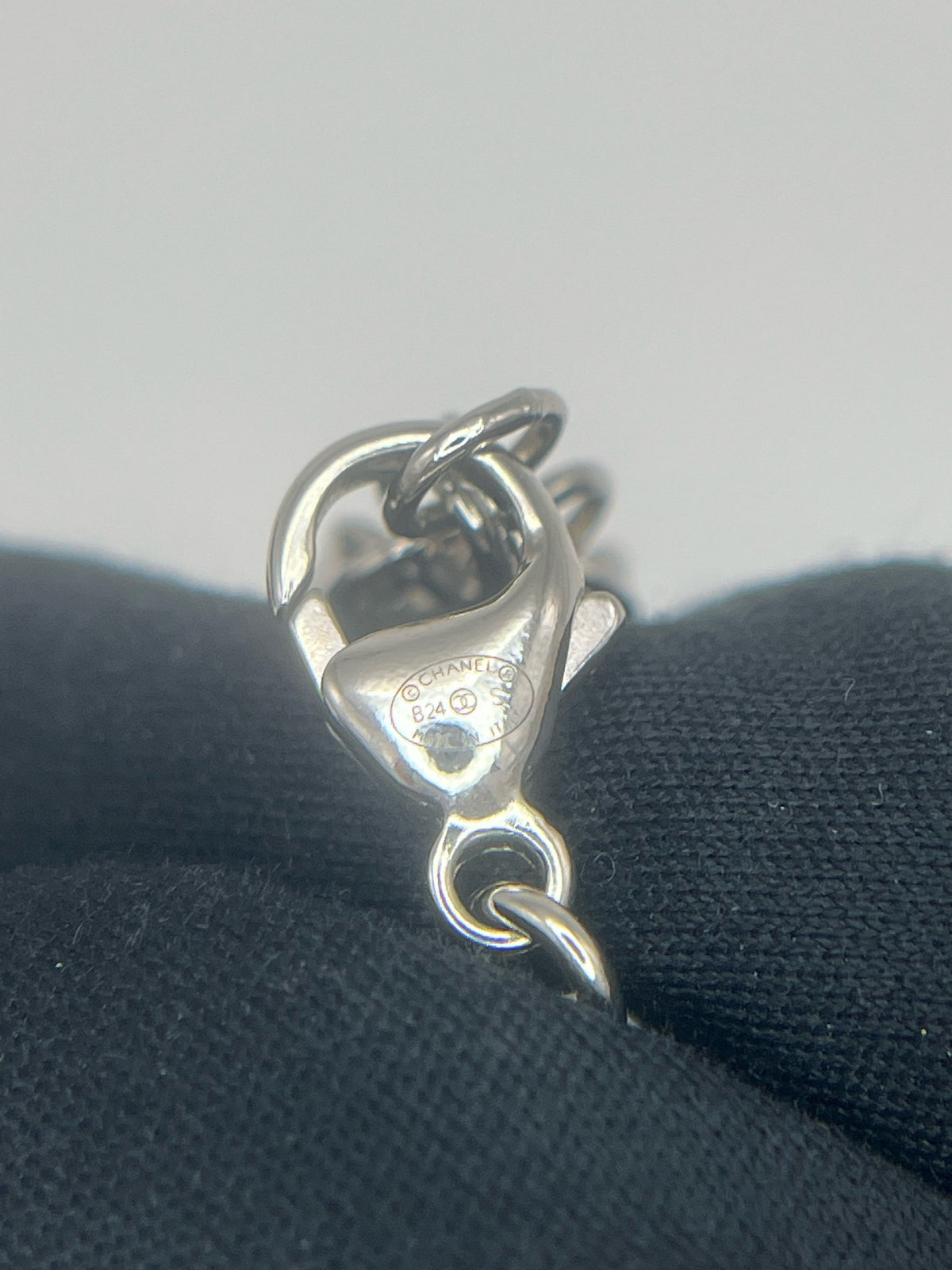 Chanel - Other - Silver-tone metal with faux pearl and rhinestone accents - Silver - (Medium-long)