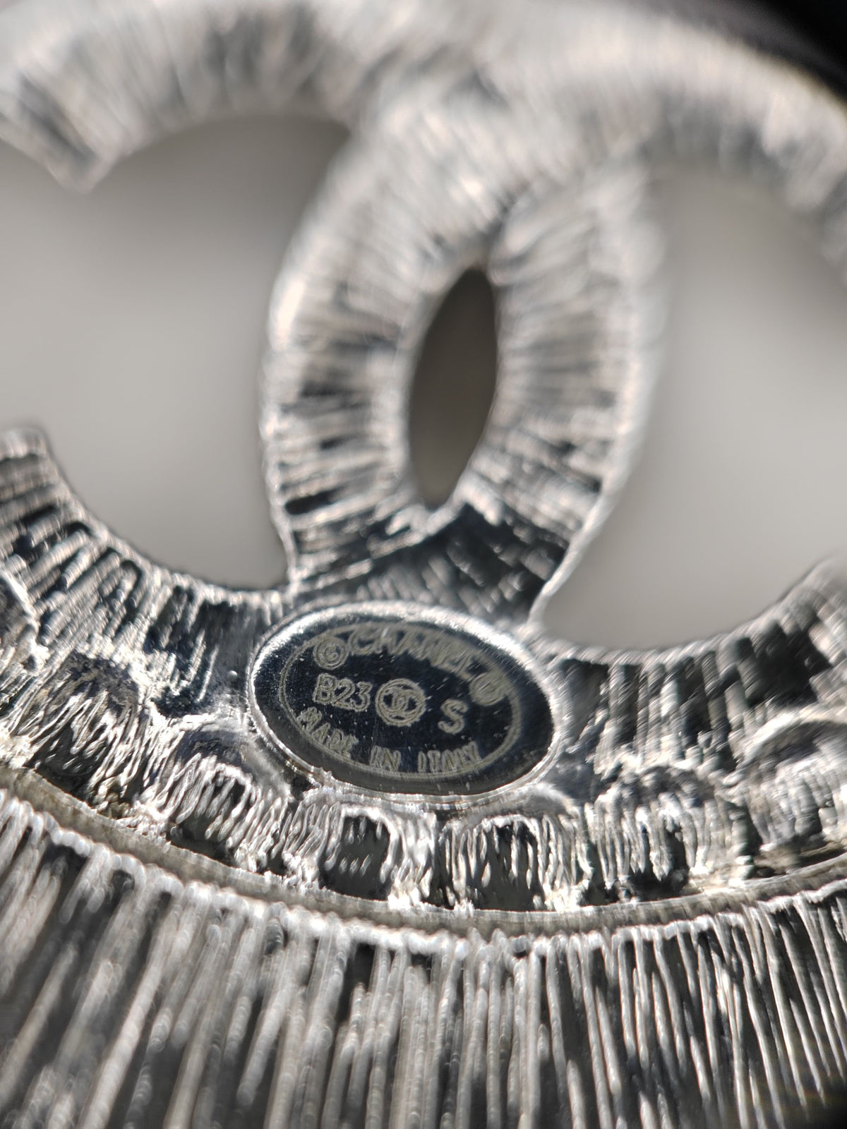Chanel - Other - Silver-tone metal with glass crystal embellishments - Silver