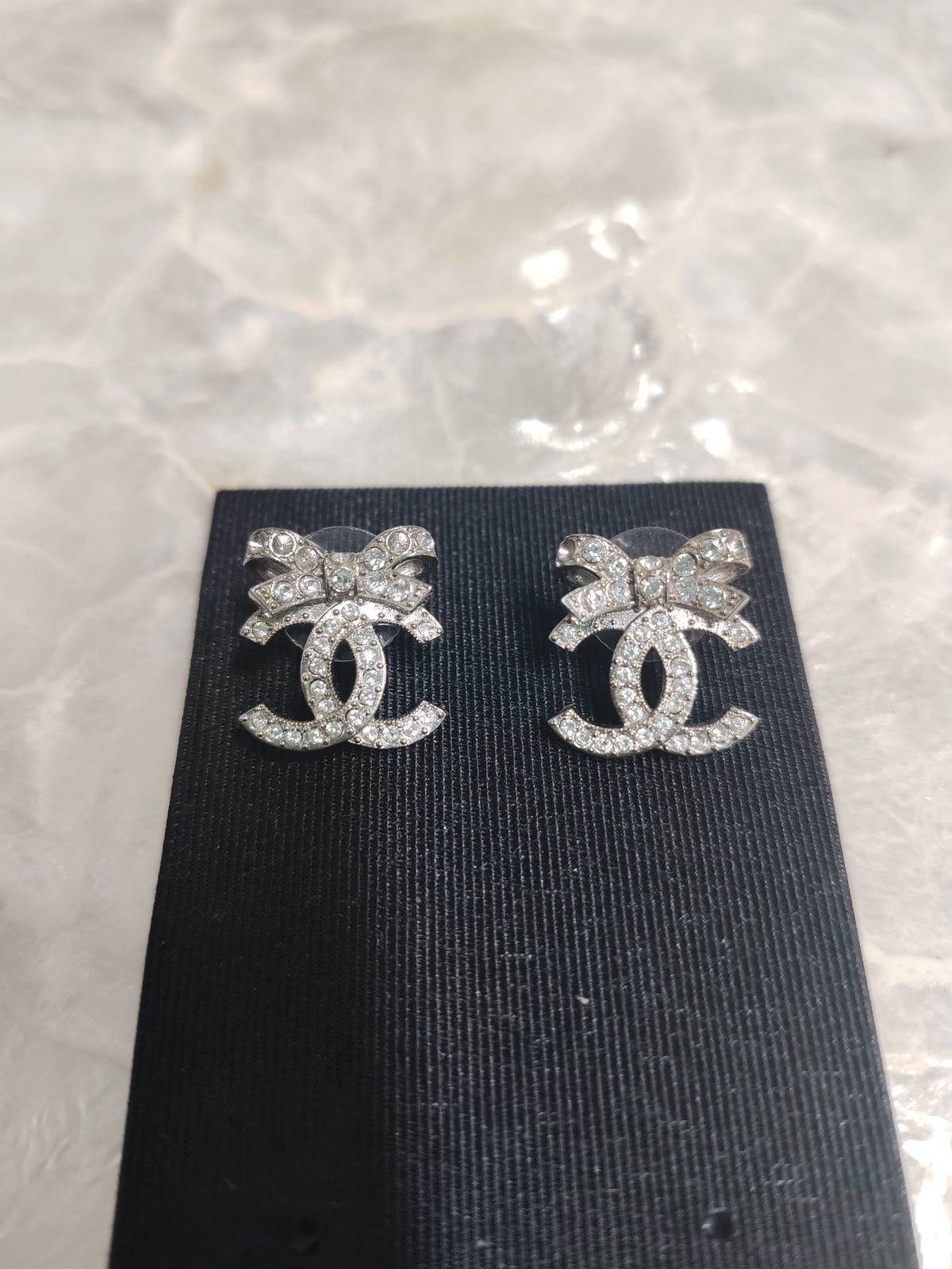 Chanel - Other - Silver-tone metal with glass rhinestones - Silver
