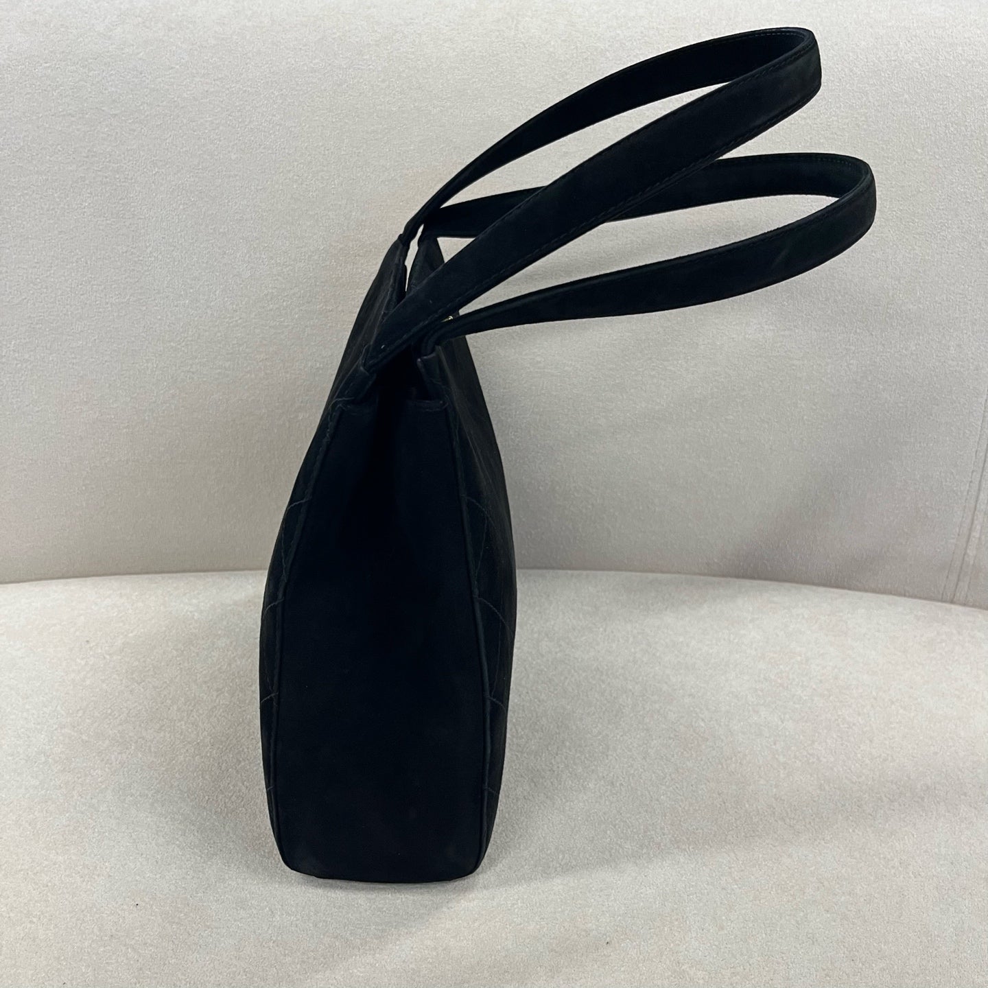 Chanel - Other - Suede - Black - (medium)