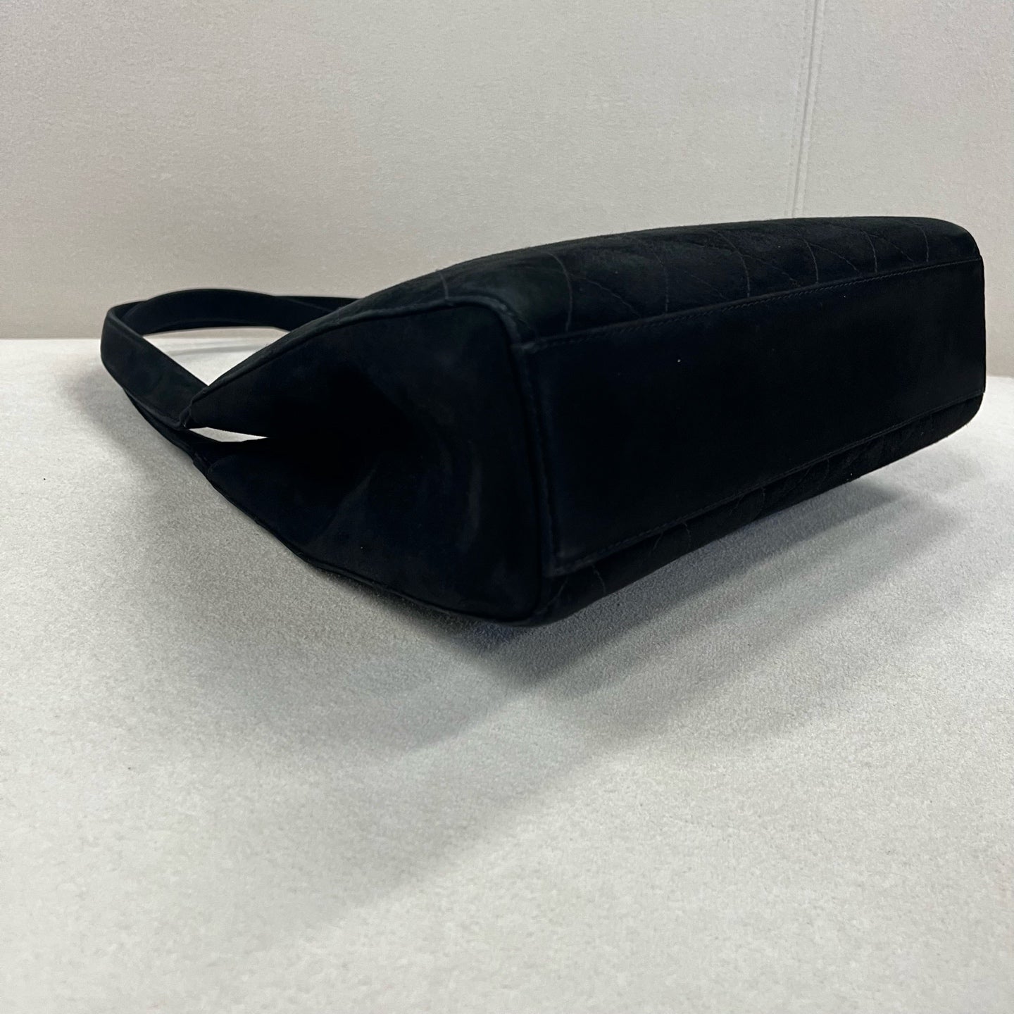 Chanel - Other - Suede - Black - (medium)