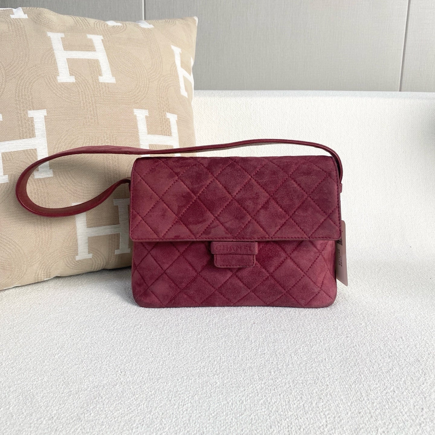 Chanel - Other - Suede - Burgundy - (medium)