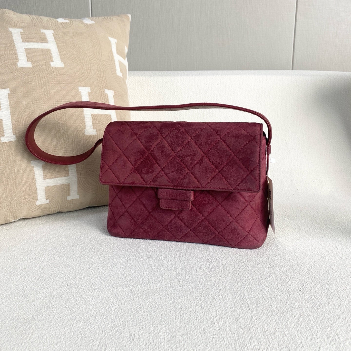 Chanel - Other - Suede - Burgundy - (medium)