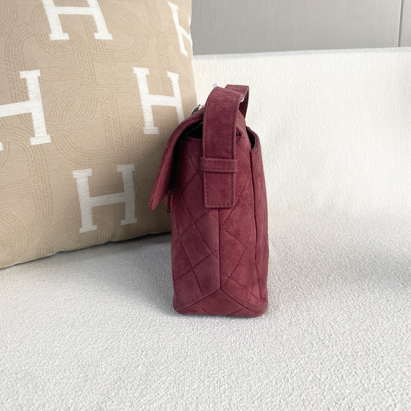 Chanel - Other - Suede - Burgundy - (medium)