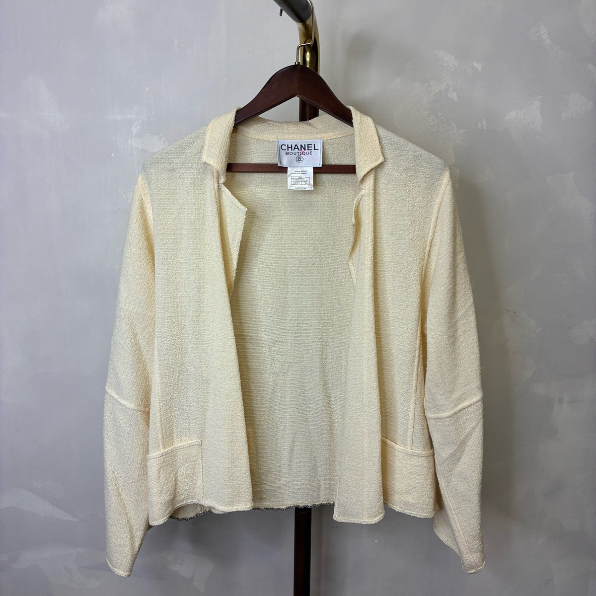 Chanel - Other - Tweed - Beige - (36)