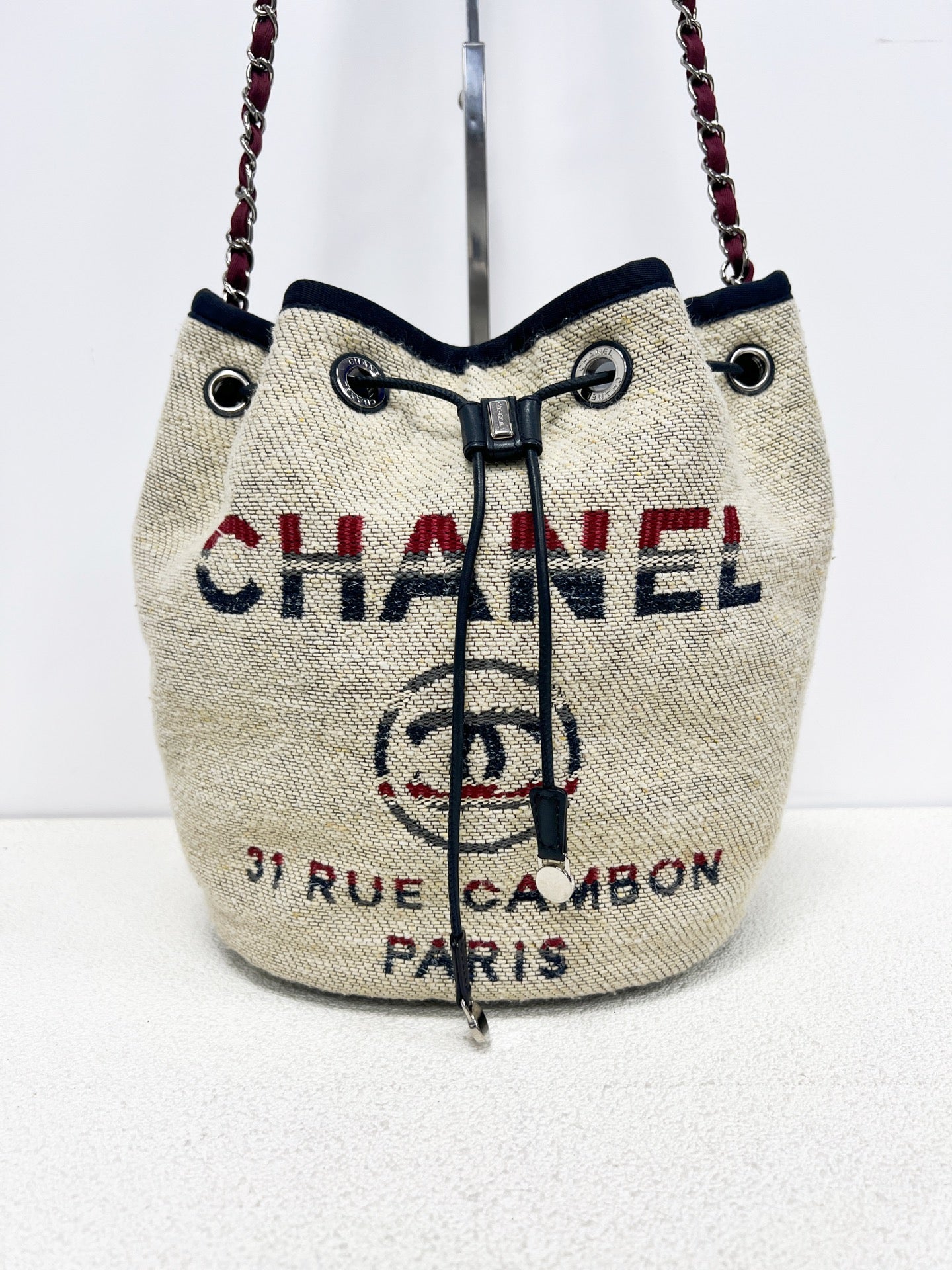 Chanel - Other - Tweed - Beige - (medium)