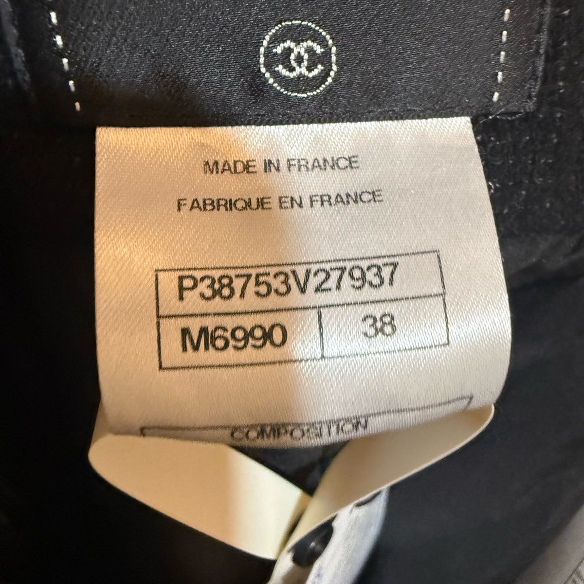 Chanel - Other - Tweed - Black - (38)