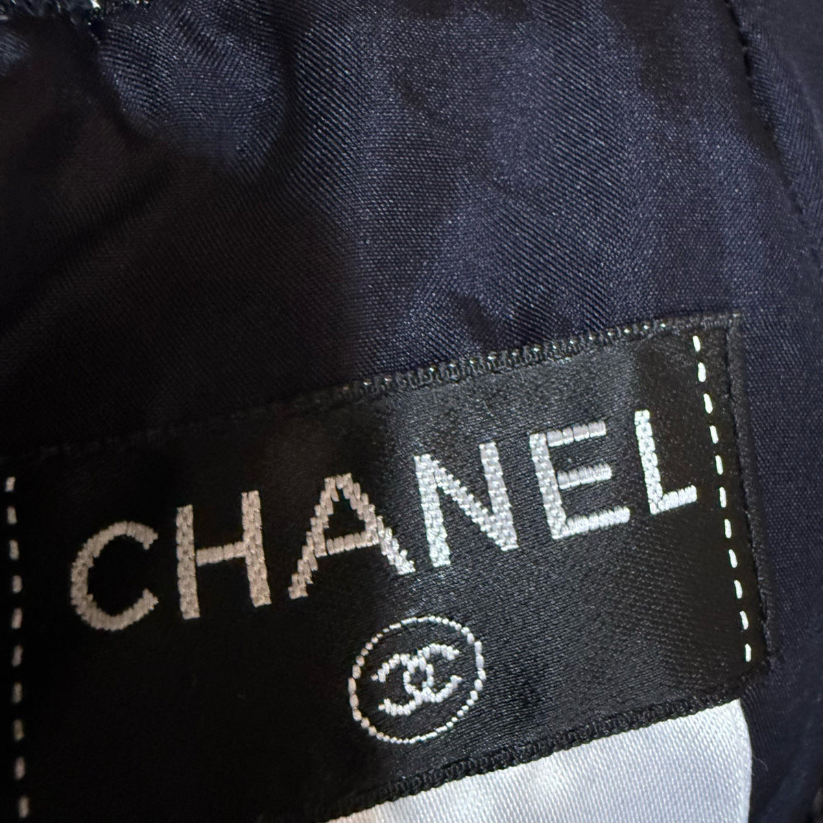 Chanel - Other - Tweed - Navy - (40)