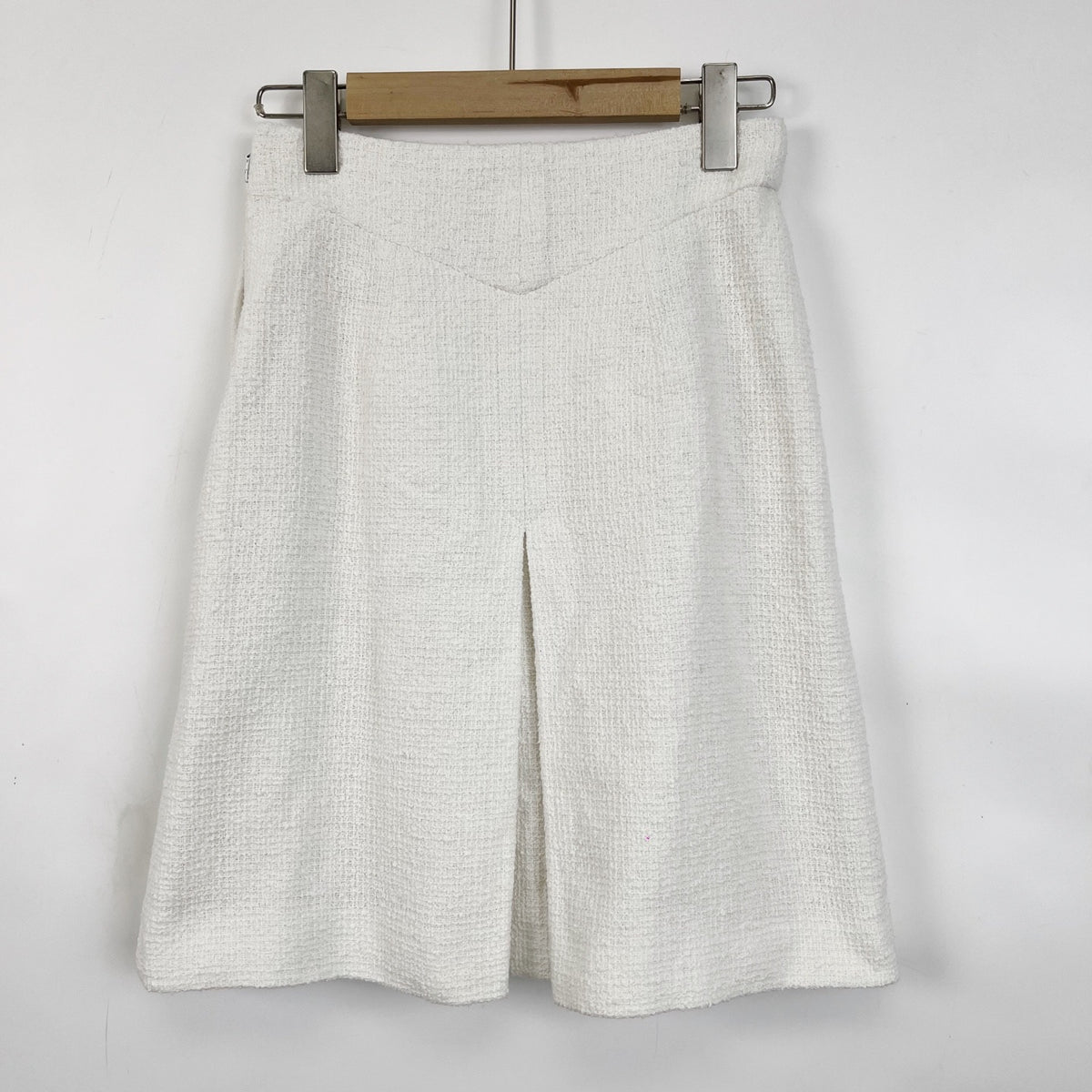 Chanel - Other - Tweed - White - (36)
