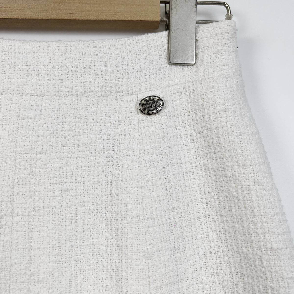 Chanel - Other - Tweed - White - (36)