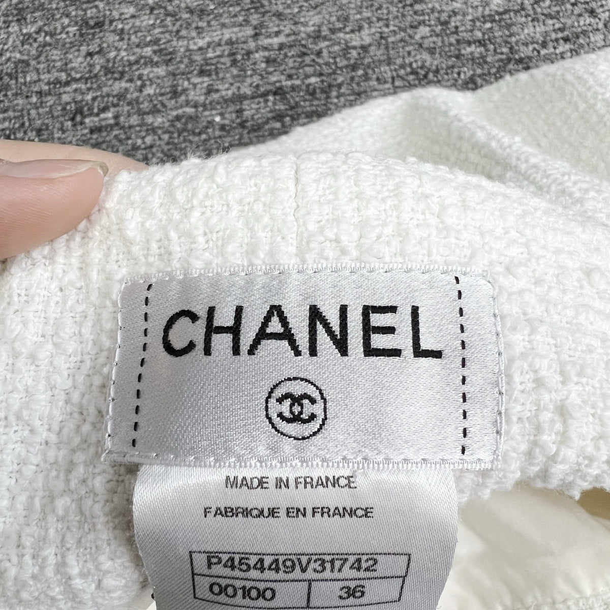 Chanel - Other - Tweed - White - (36)