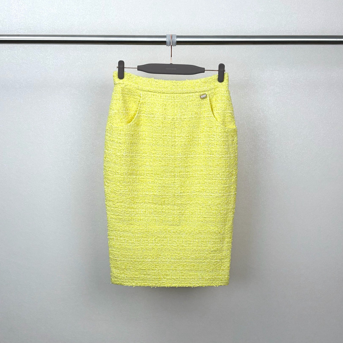 Chanel - Other - Tweed - Yellow - (36)