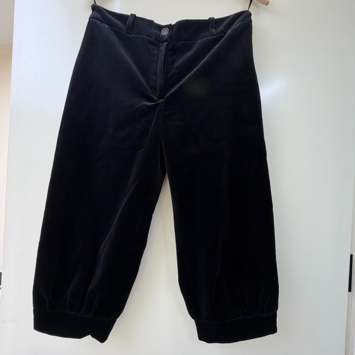 Chanel - Other - Velvet - Black - (38)