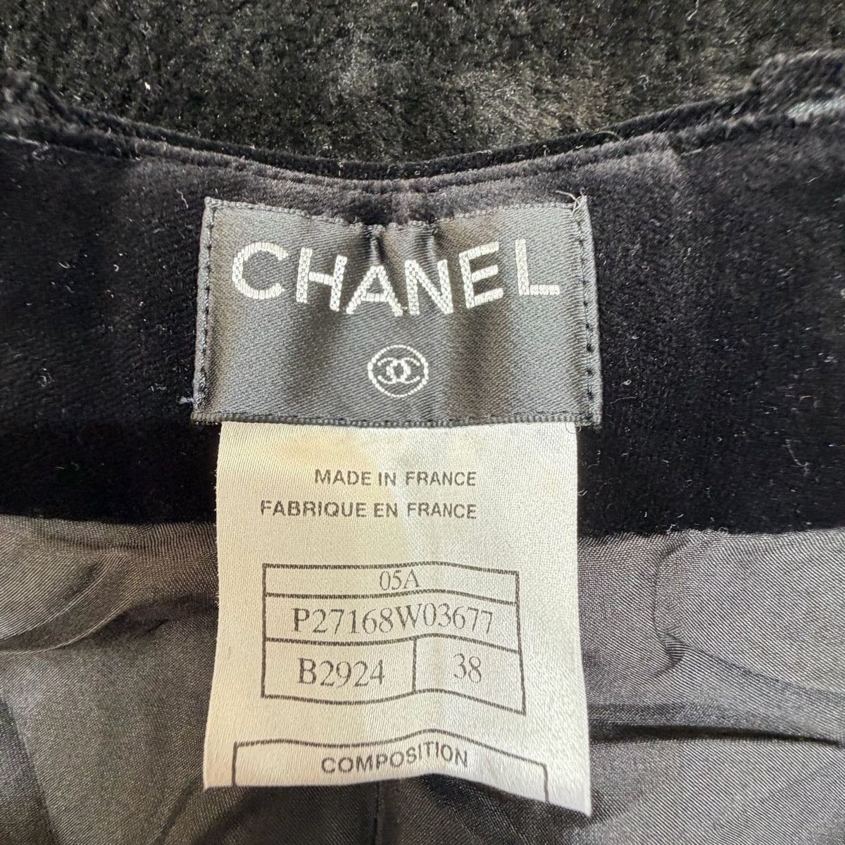 Chanel - Other - Velvet - Black - (38)