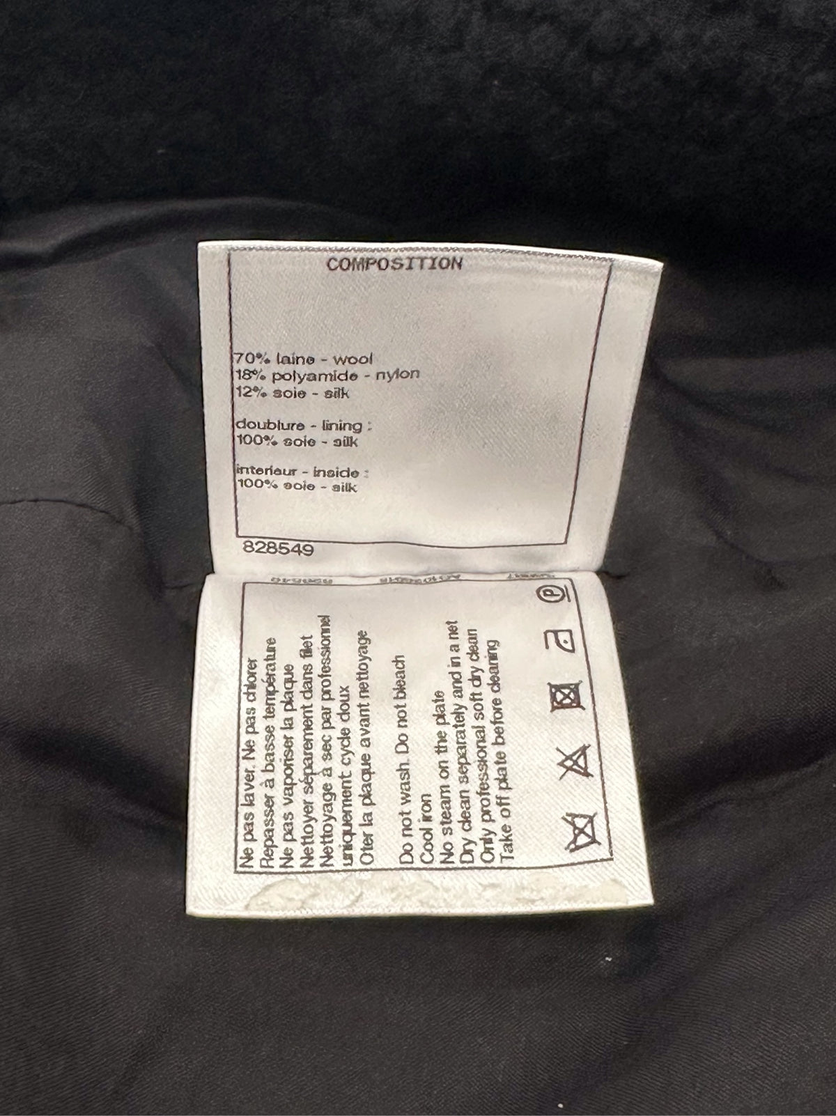 Chanel - Other - Wool - Black - (36)