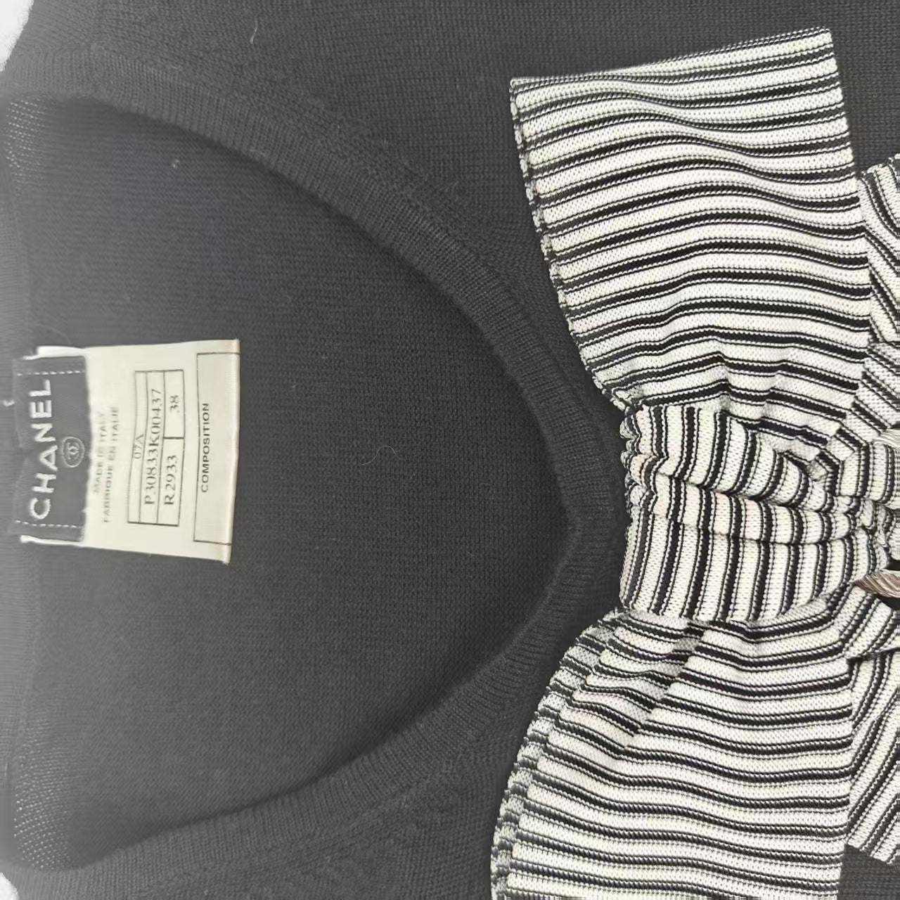 Chanel - Other - Wool - Black - (38)