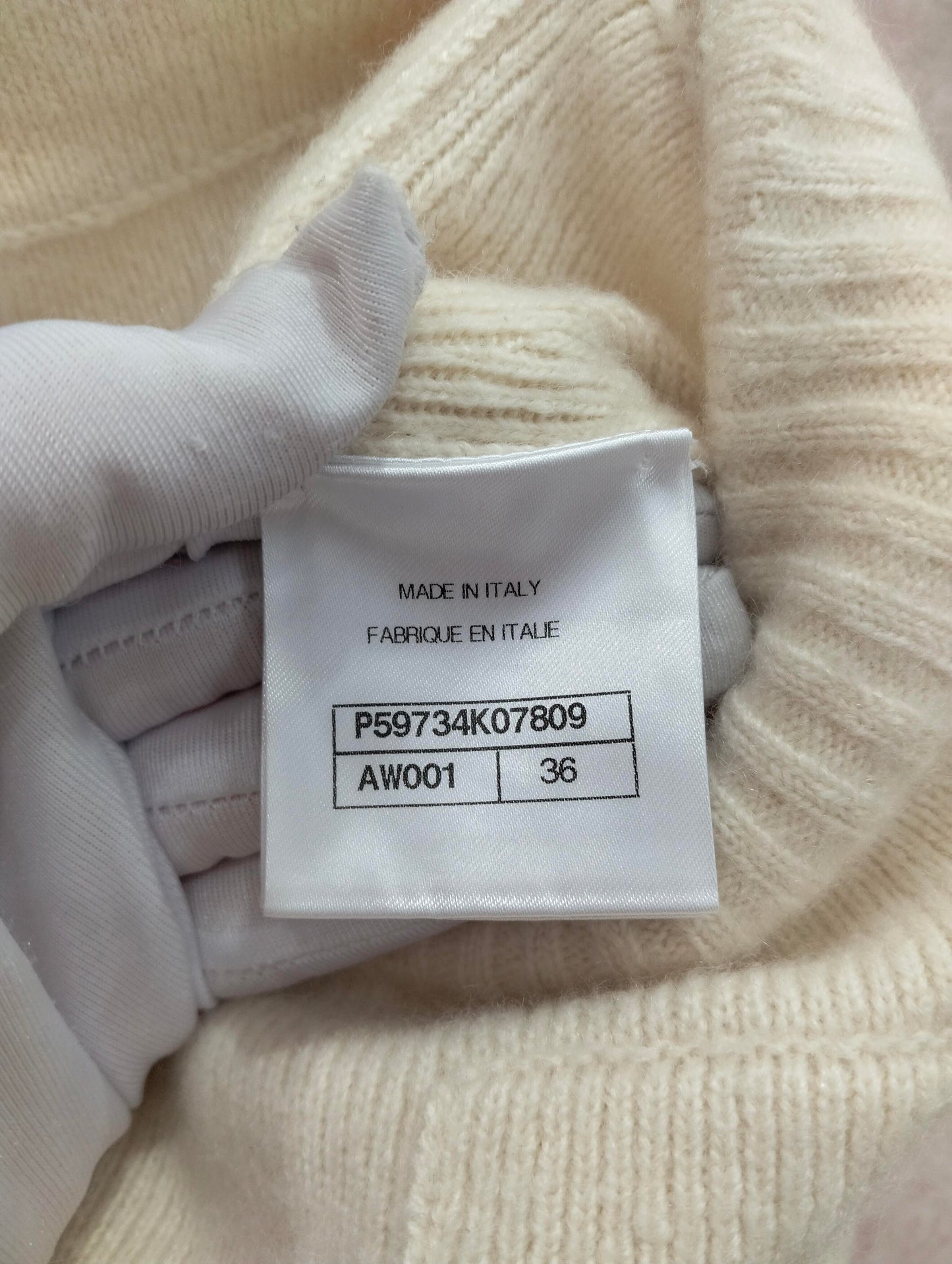 Chanel - Other - Wool - White - (36)
