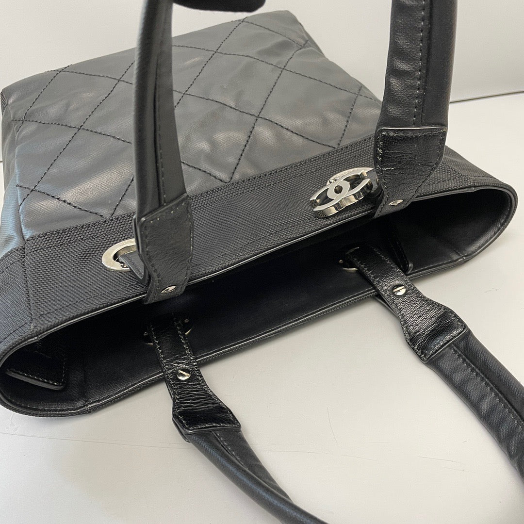 Chanel - Paris-Biarritz - Calfskin - Black - (medium)
