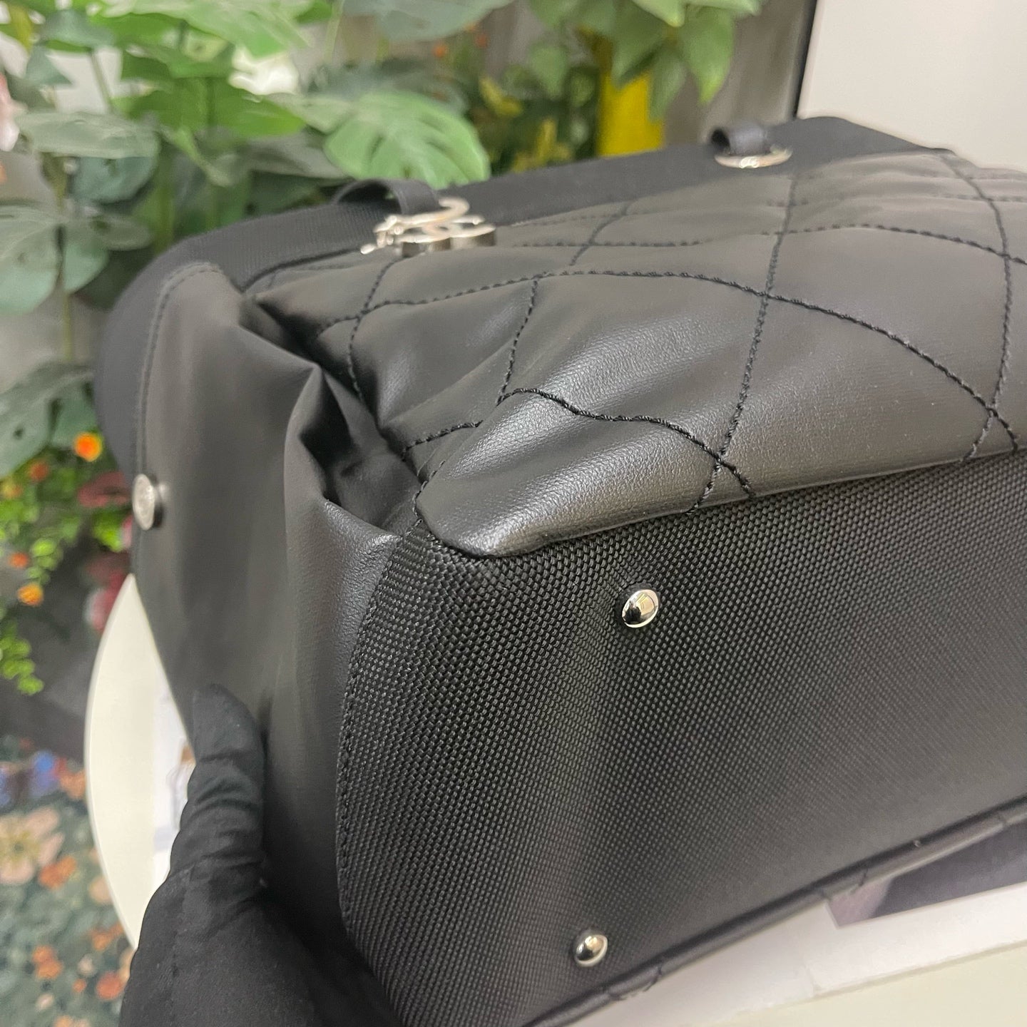 Chanel - Paris Biarritz Tote - Leather - Black - (medium)
