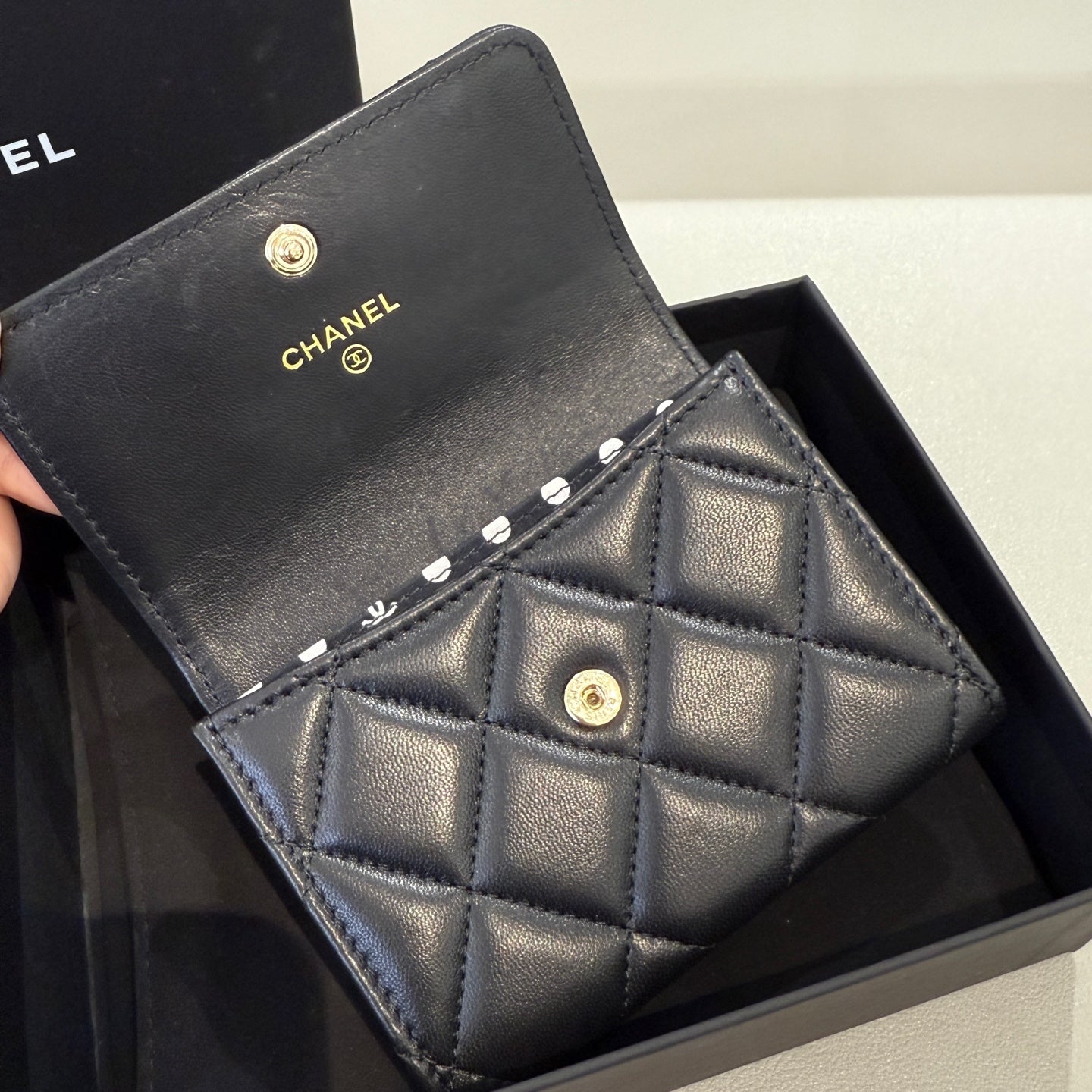 Chanel - Pearl CC Card Case - Lambskin leather - Black - (small)