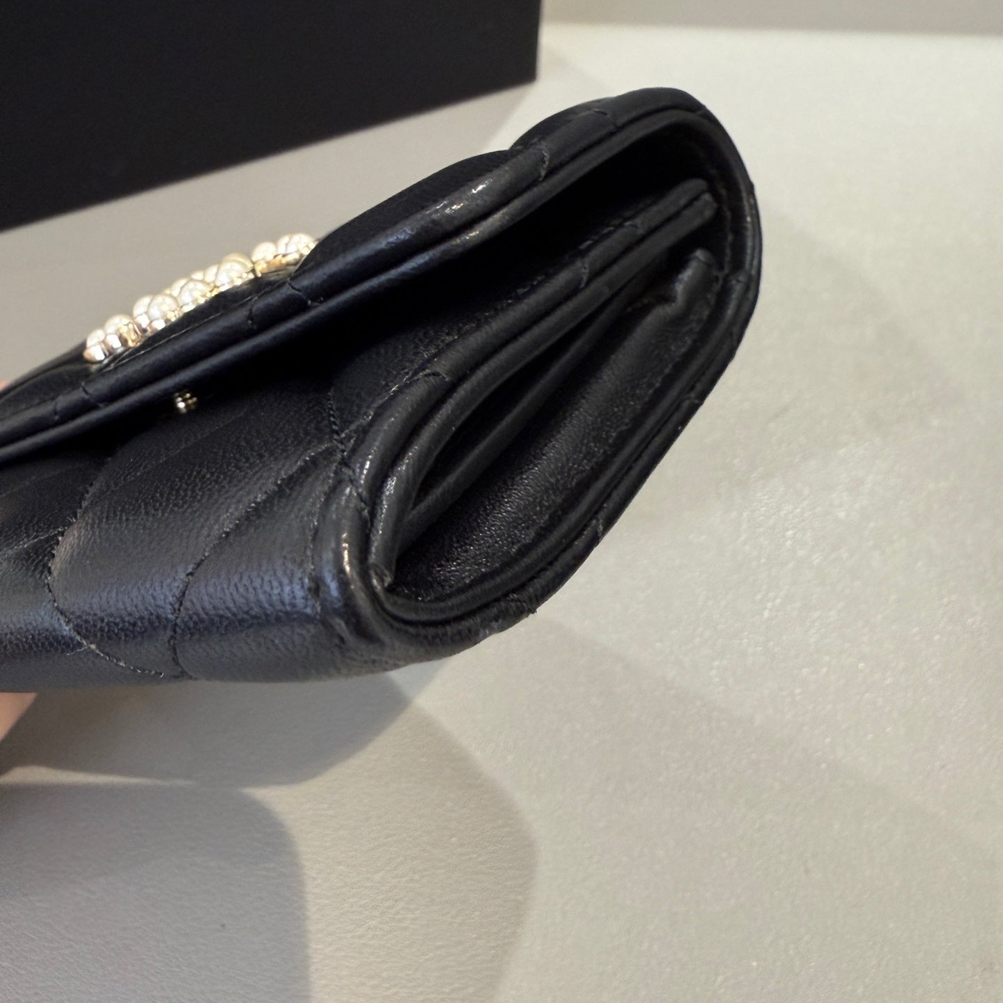 Chanel - Pearl CC Card Case - Lambskin leather - Black - (small)