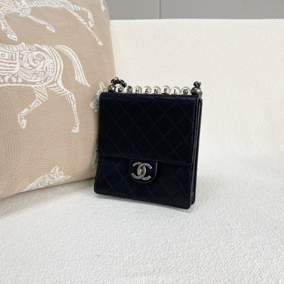 Chanel - Pearl Chain Handle Bag - Leather - Black - (mini)
