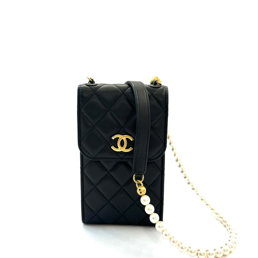 Chanel - Pearl Chain Phone Bag - Leather - Black
