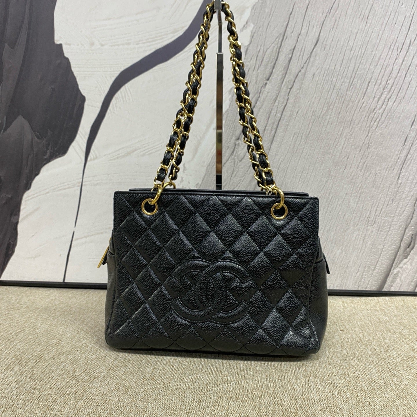Chanel - Petit Timeless Tote (PTT Shopping Bag) - Caviar leather - Black - (Medium)