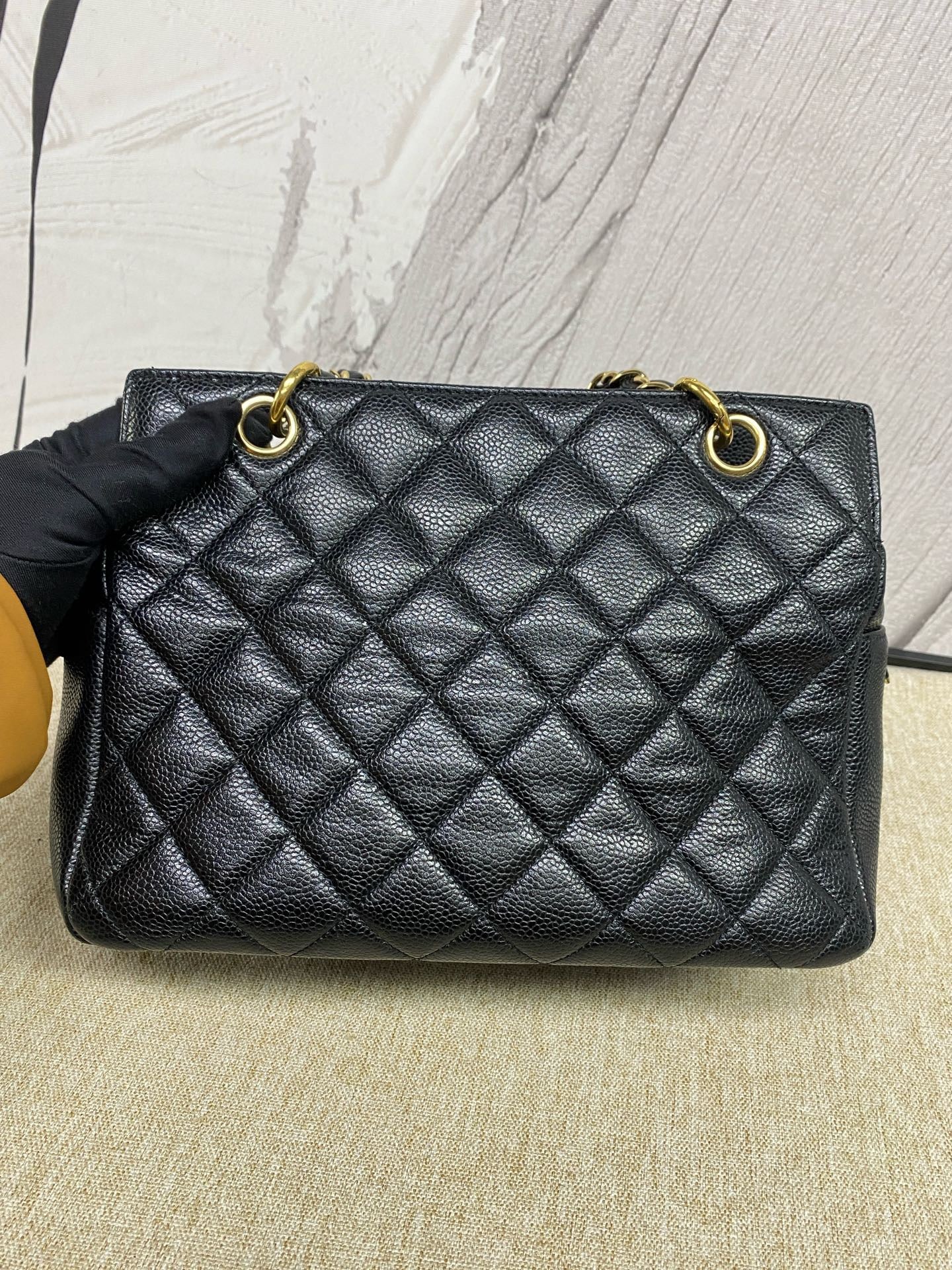 Chanel - Petit Timeless Tote (PTT Shopping Bag) - Caviar leather - Black - (Medium)