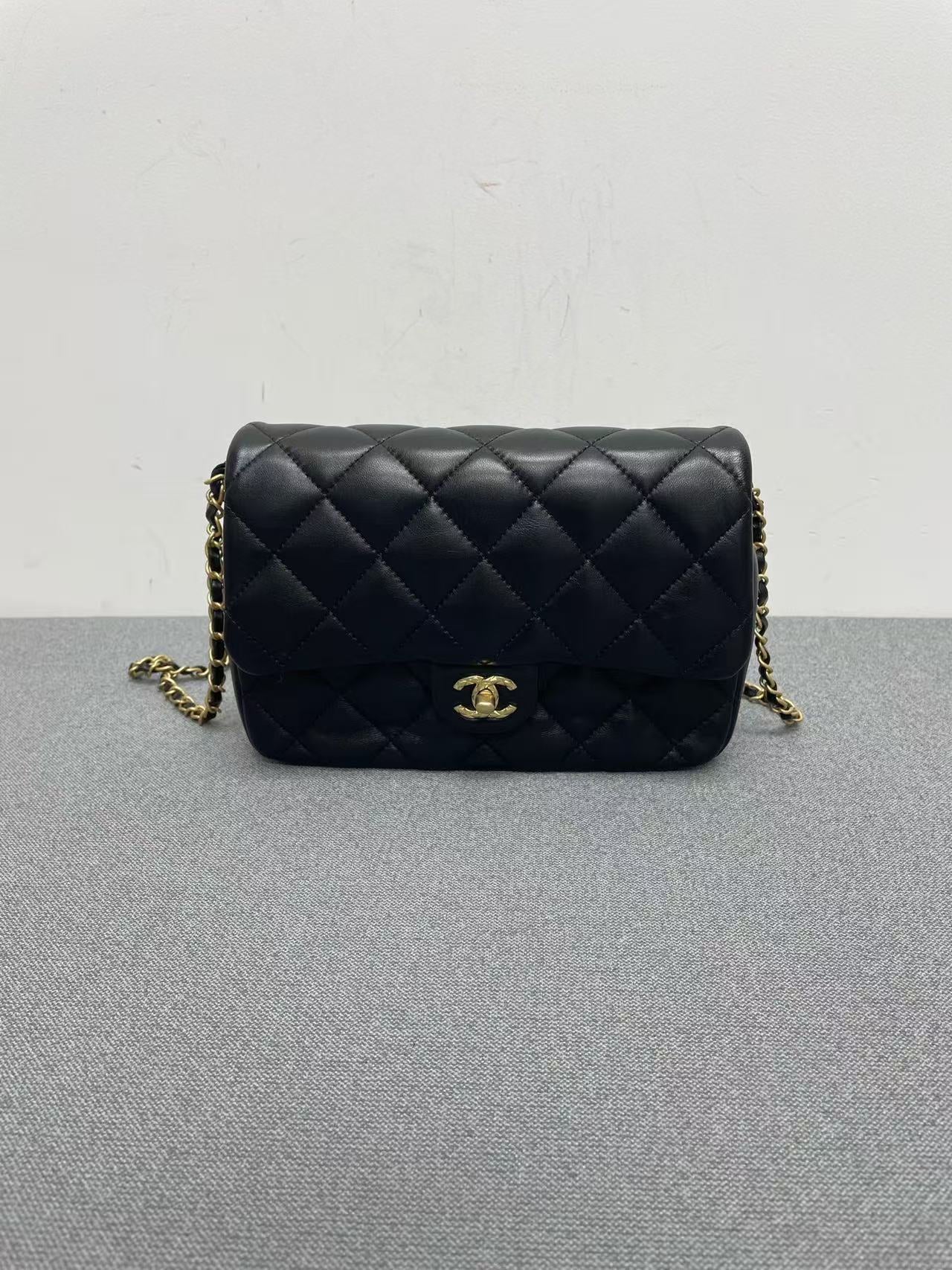 Chanel - Piping Chain Square Flap 23B - Lambskin leather - Black - (mini)